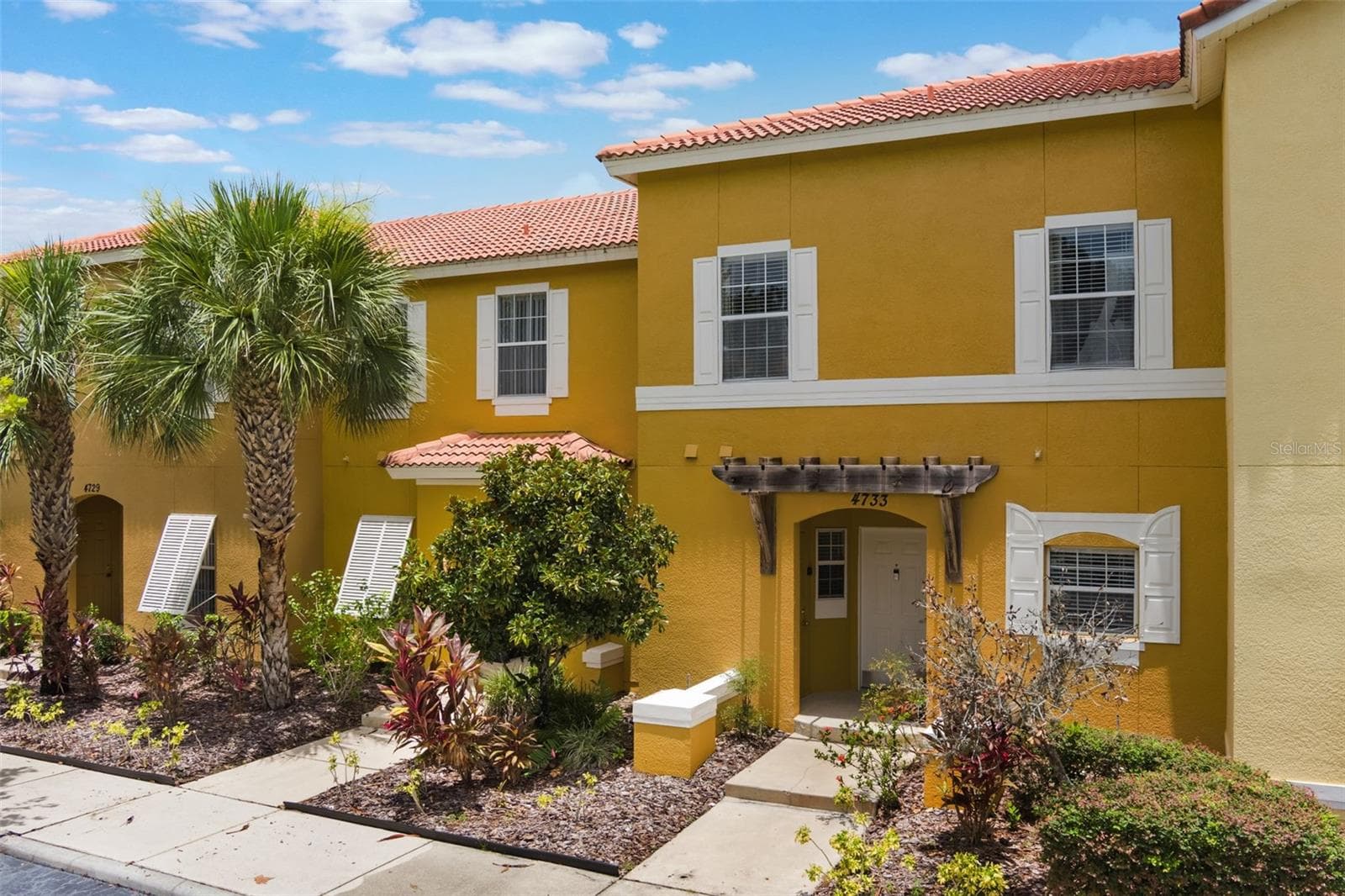 4733 VERO BEACH PL