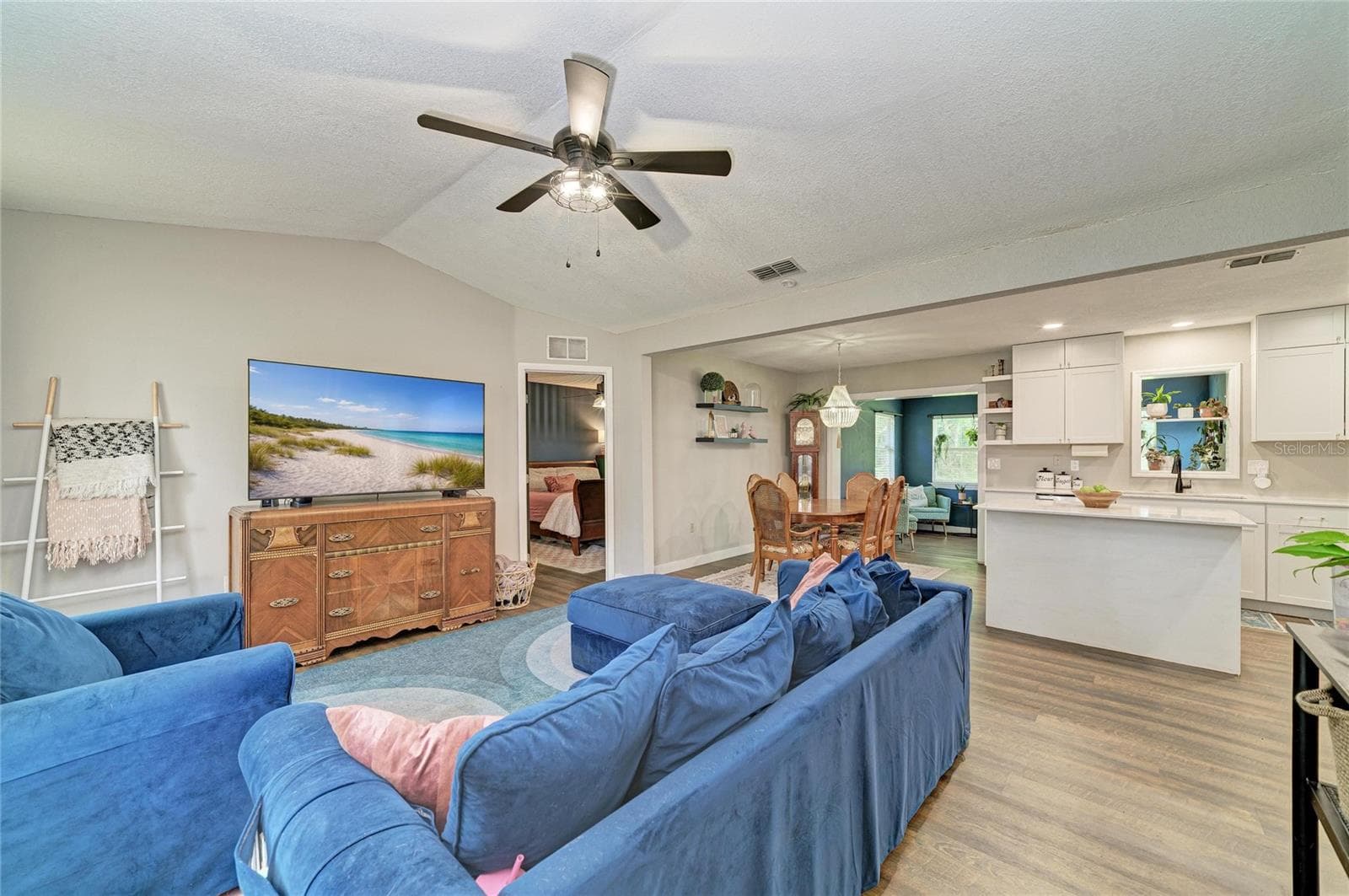 Single Family Residence at 9812 44TH STREET CT E, PARRISH, photo 4 of 36