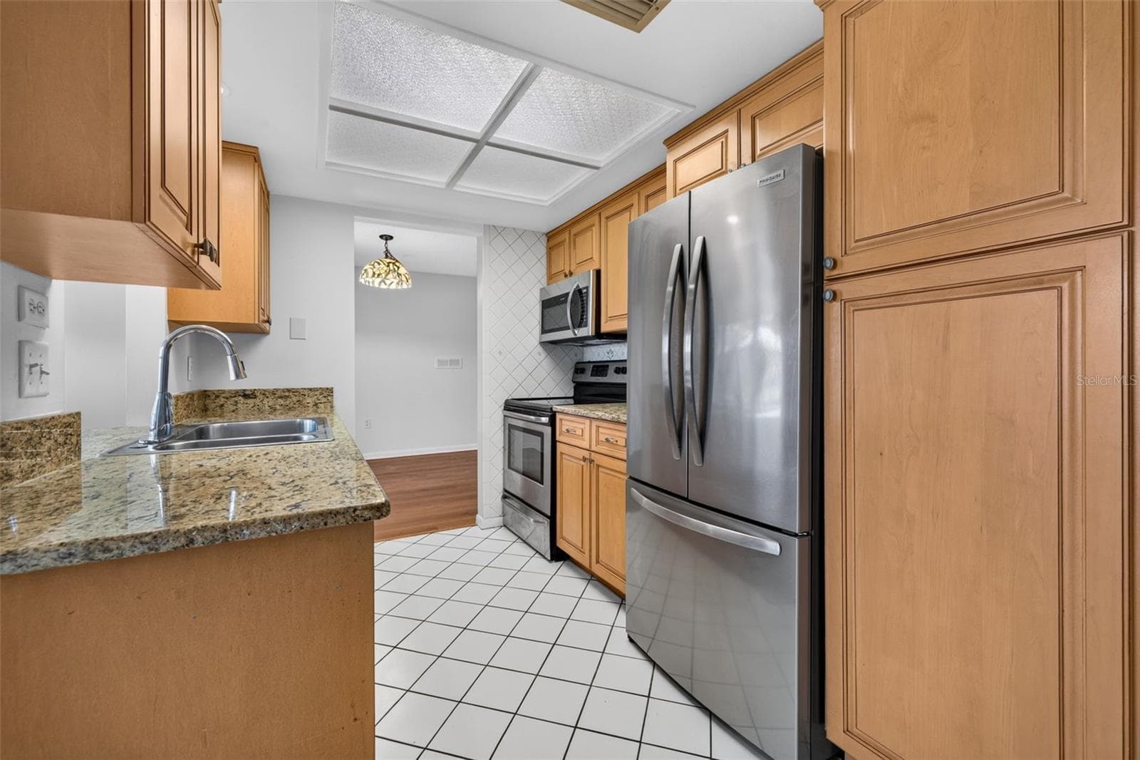 Kitchen - 12200 VONN RD #7D, LARGO