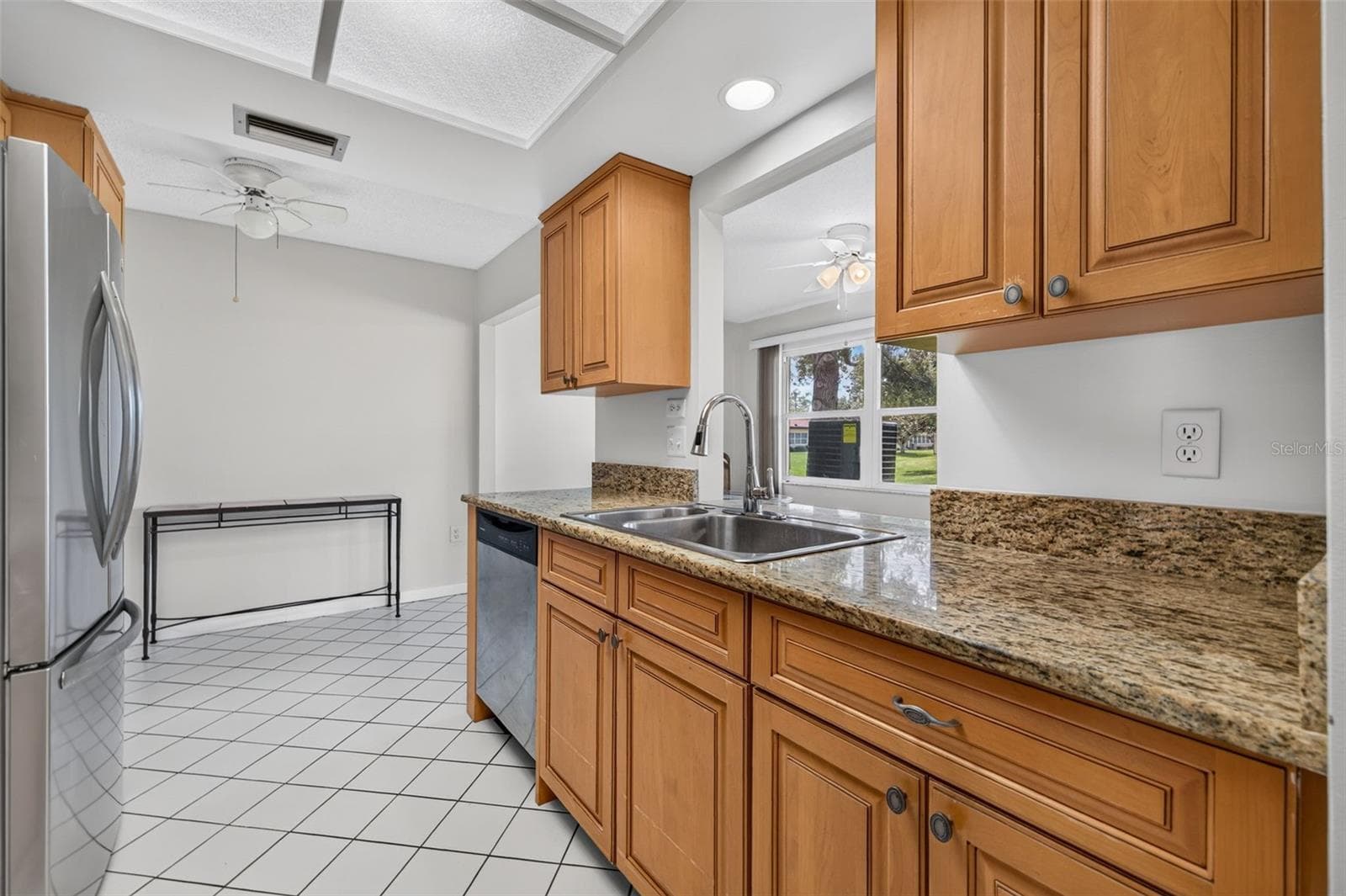 Kitchen - 12200 VONN RD #7D, LARGO