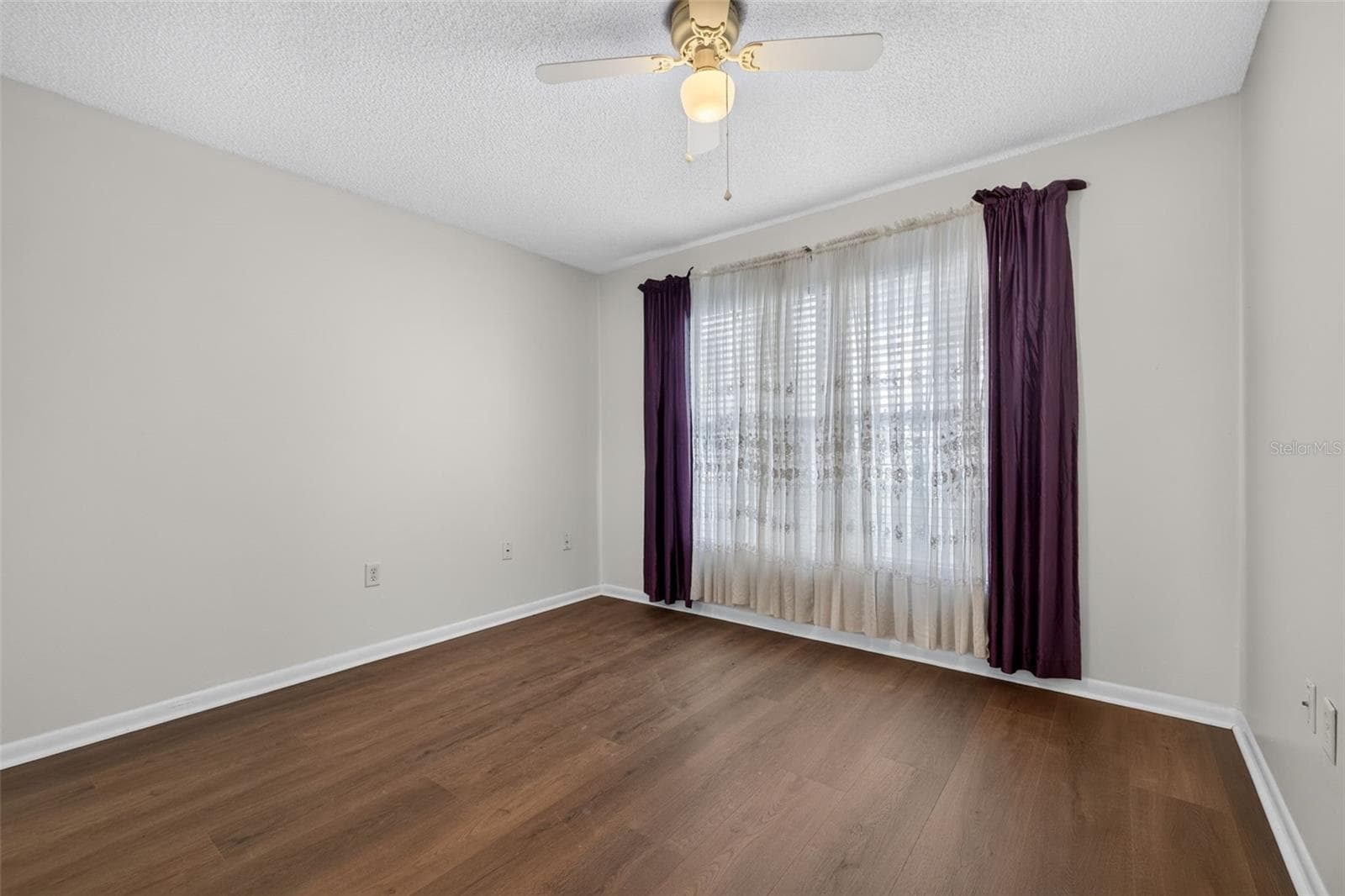 Guest Bedroom - 12200 VONN RD #7D, LARGO