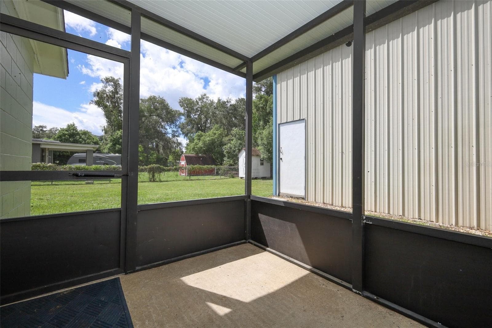 Screened Patio and Yard - 506 S ELSASSER ST, DELAND