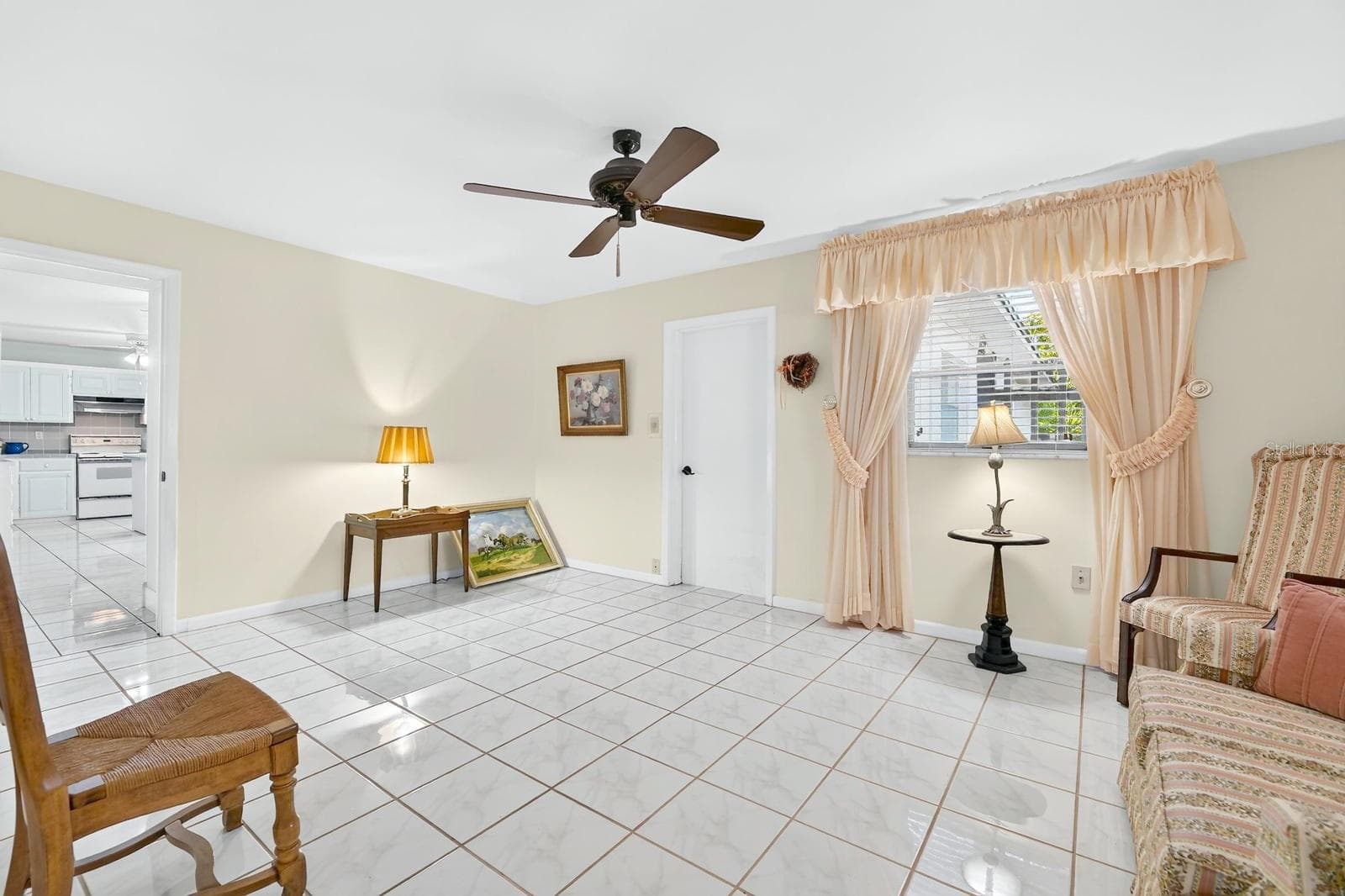 Master Suite - 521 S LARRY CIR, BRANDON
