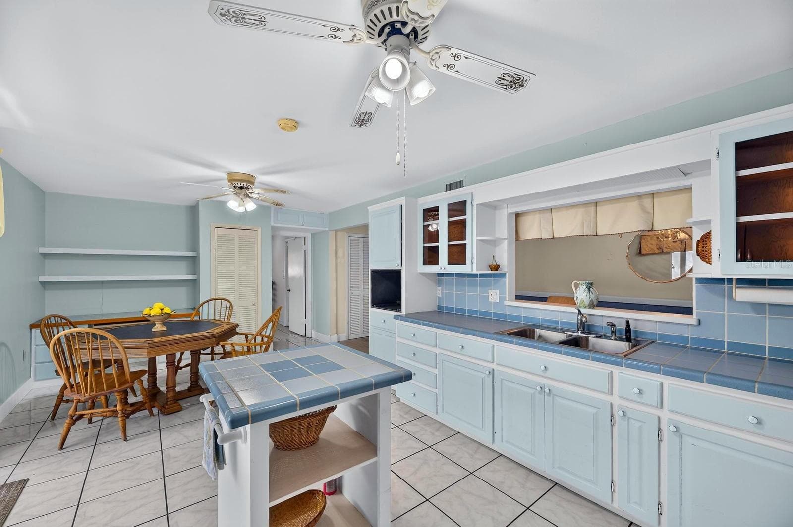 Kitchen - 521 S LARRY CIR, BRANDON