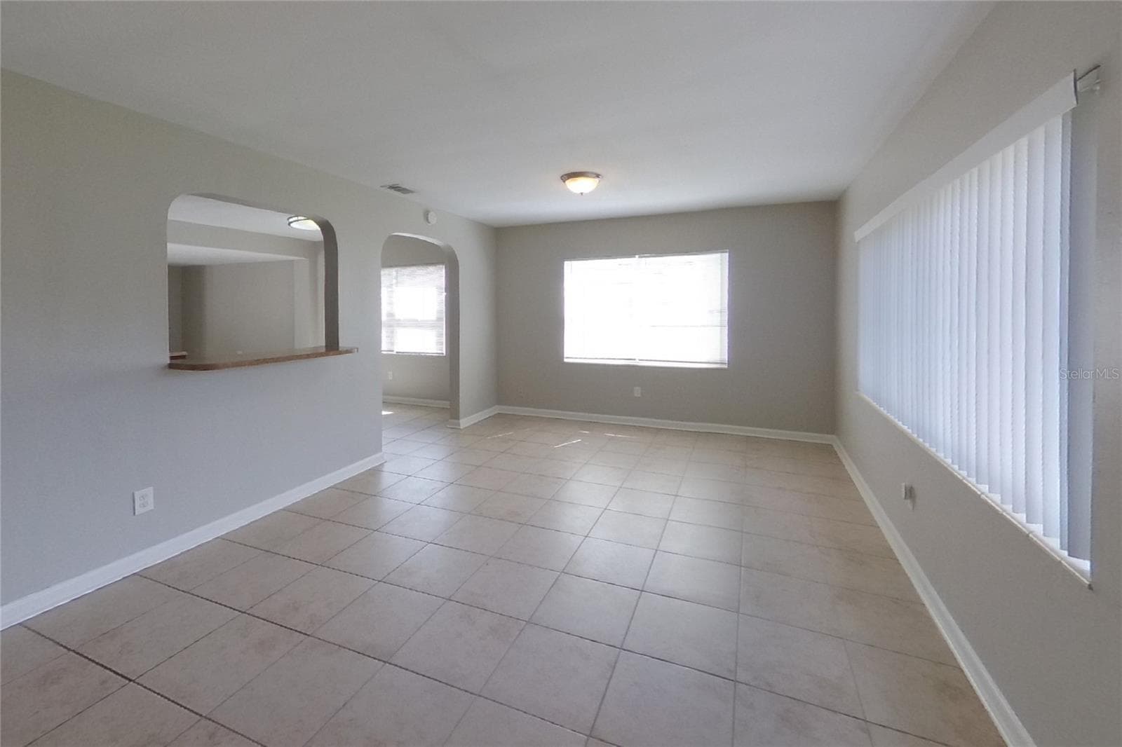 Single Family Residence at ST PETERSBURG, photo 3 of 21