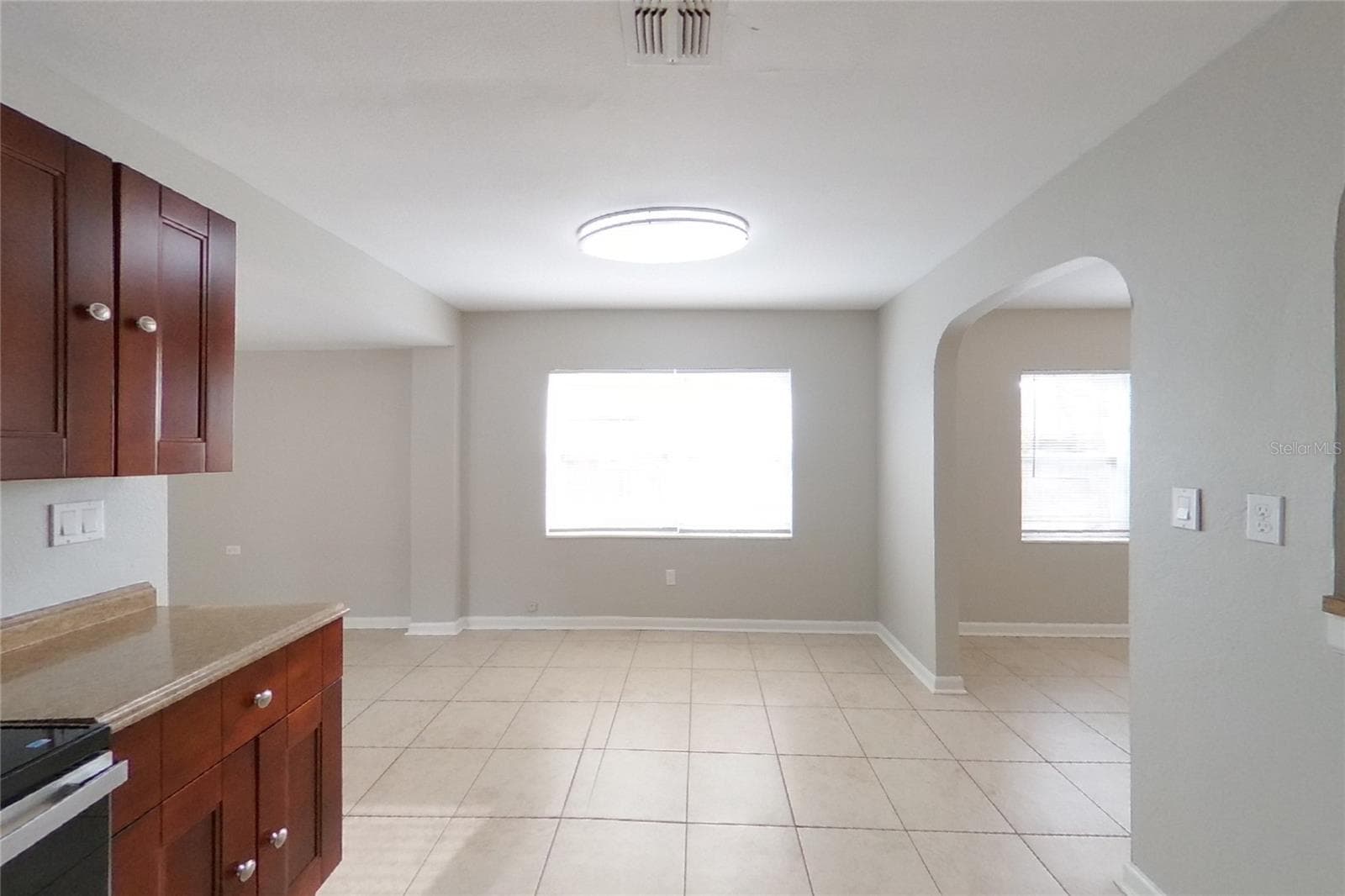 Single Family Residence at ST PETERSBURG, photo 5 of 21