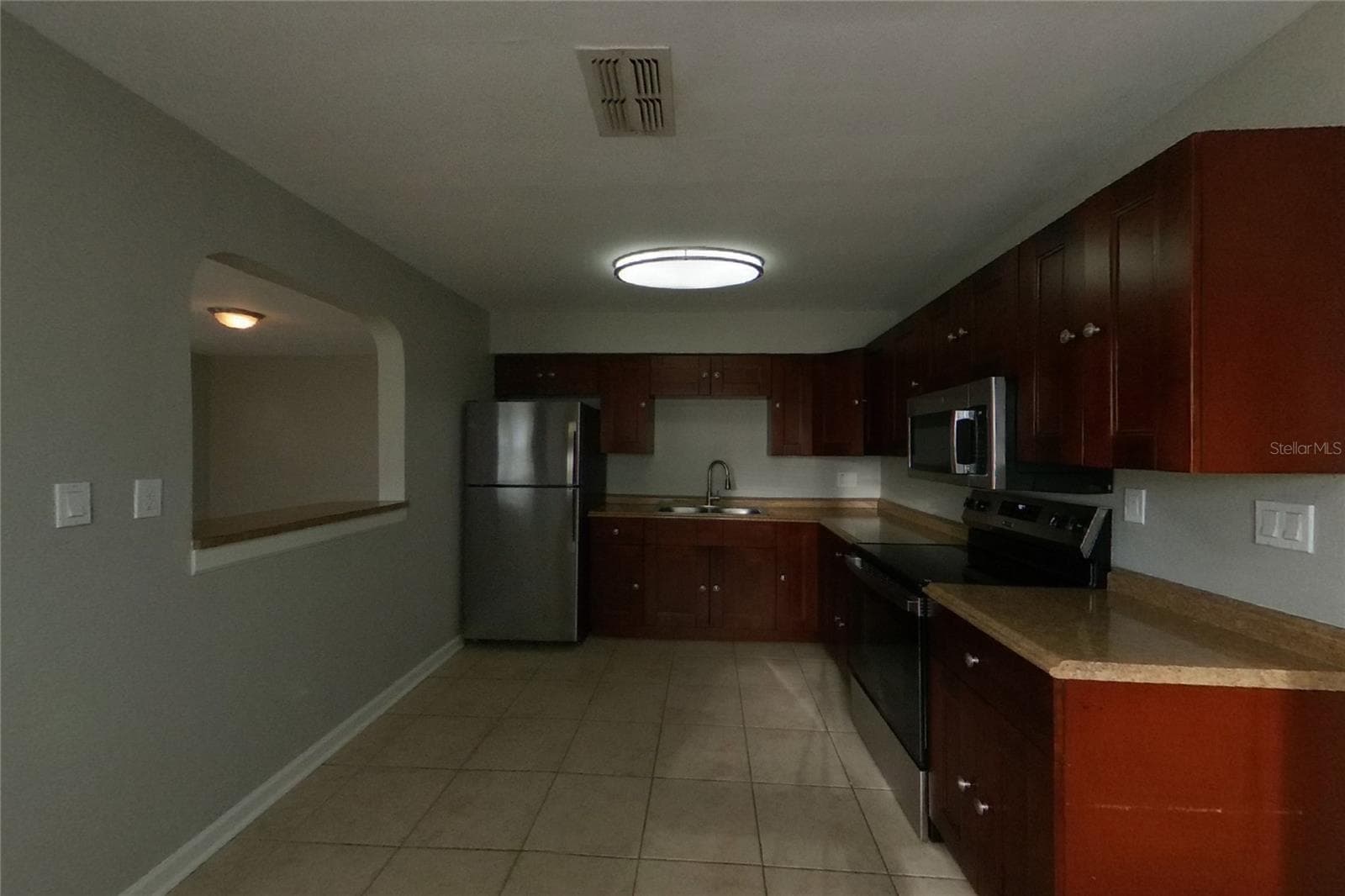 Single Family Residence at ST PETERSBURG, photo 7 of 21