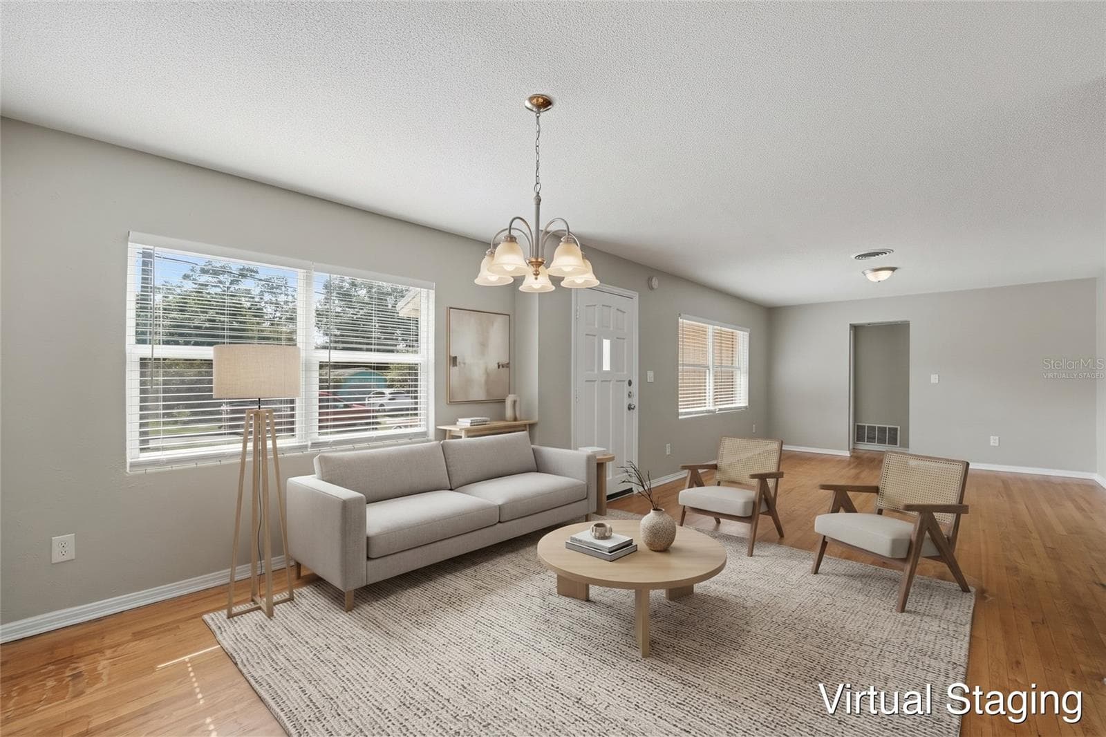 Virtually staged - 2935 WOODLAND HILLS AVE, LAKELAND