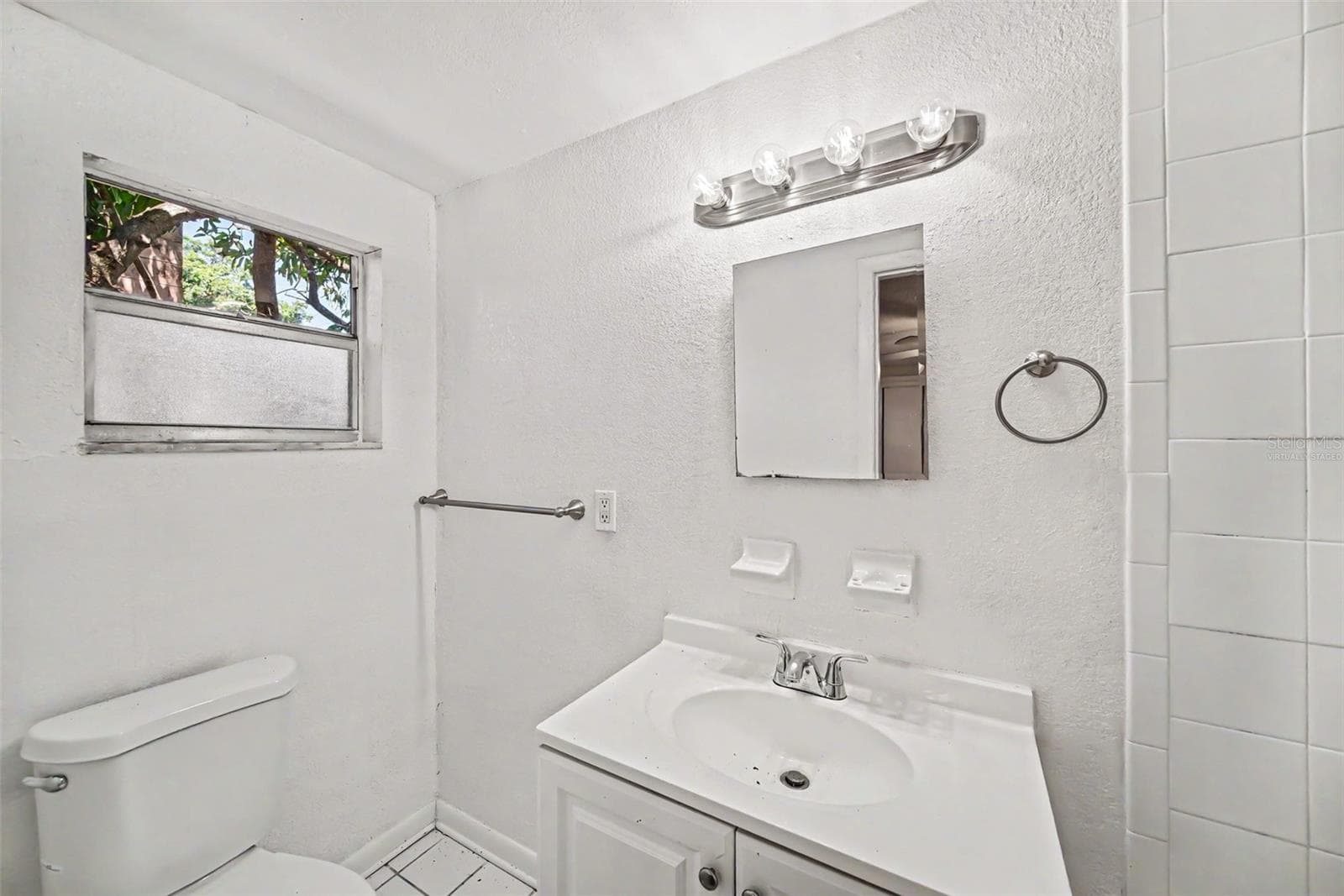 virtually staged - 5301 82ND AVE N, PINELLAS PARK