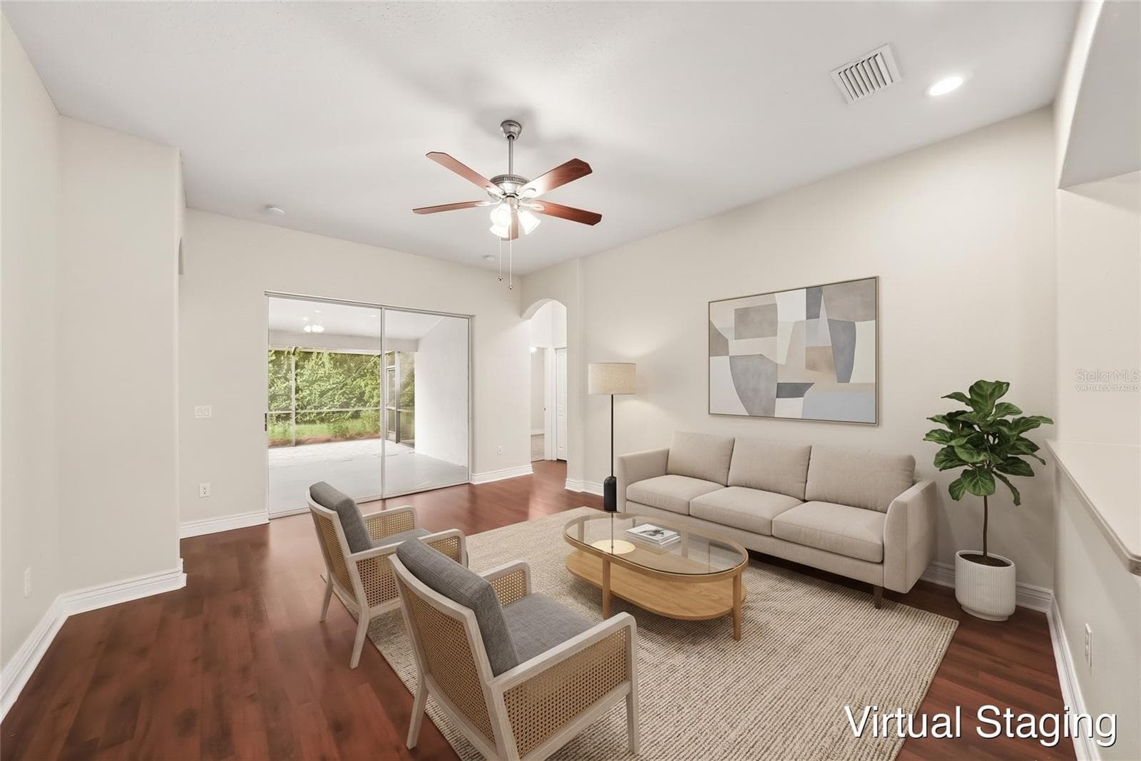 Virtually staged - 16312 BRIDGECROSSING DR, LITHIA