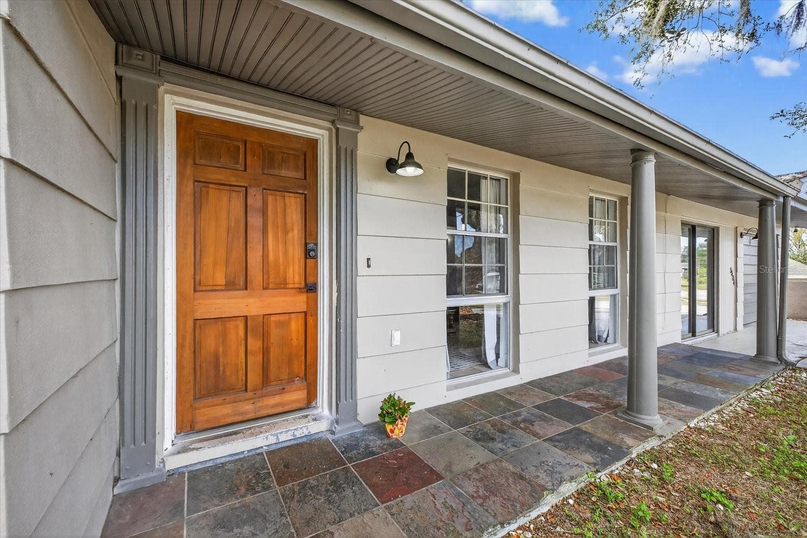 5404 FRONT DR