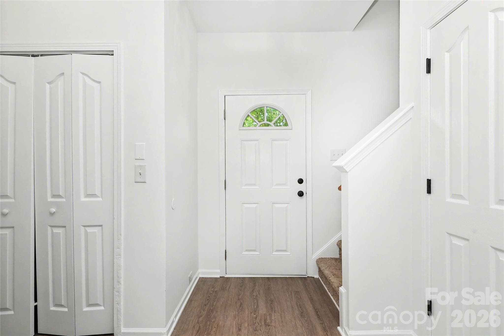 Single Family Residence at 3833 Catawba Creek Drive, Gastonia, photo 5 of 40