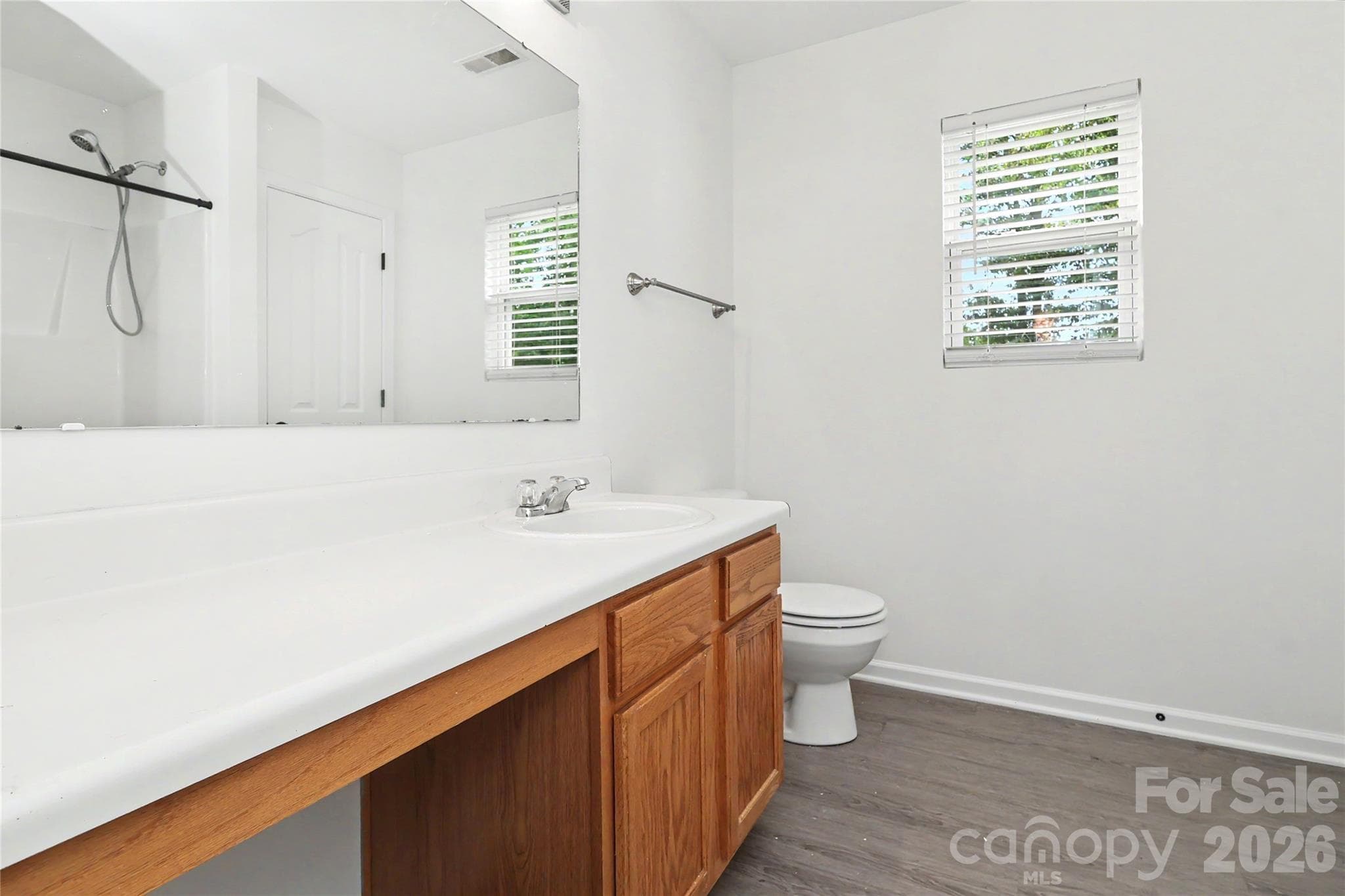 Single Family Residence at 3833 Catawba Creek Drive, Gastonia, photo 21 of 40