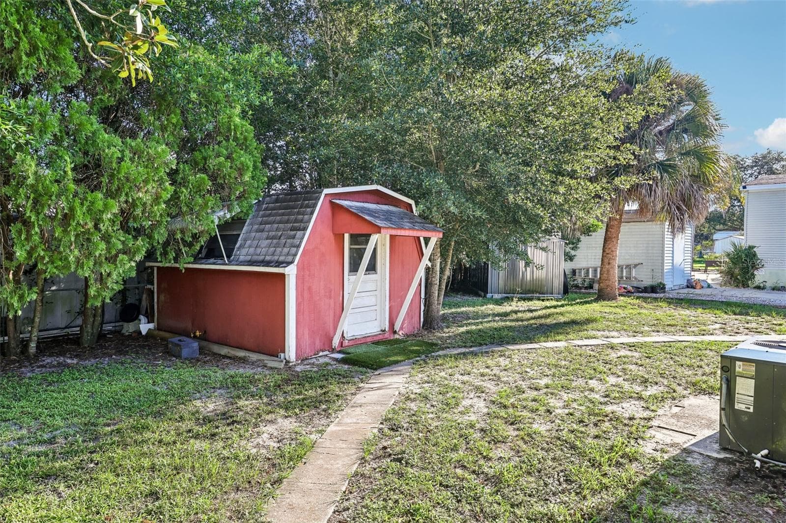 Back yard - 11 FLORENCE BLVD, DEBARY