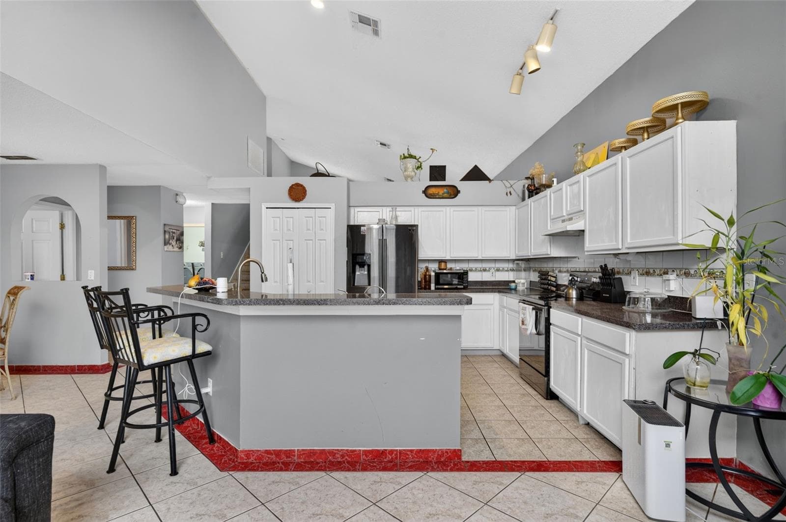 Kitchen - 268 EASTON CIR, OVIEDO