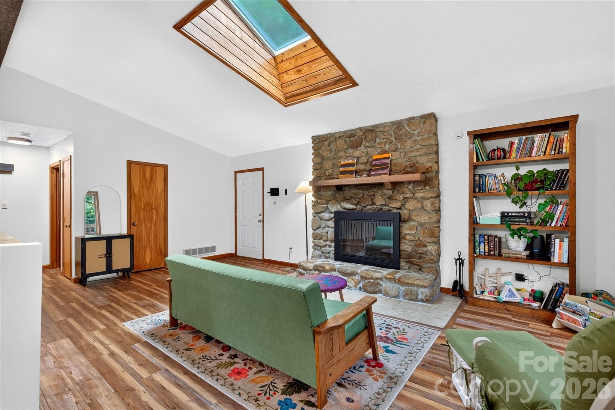 Single Family Residence at 39 Spooks Branch Extension, Asheville, photo 6 of 41