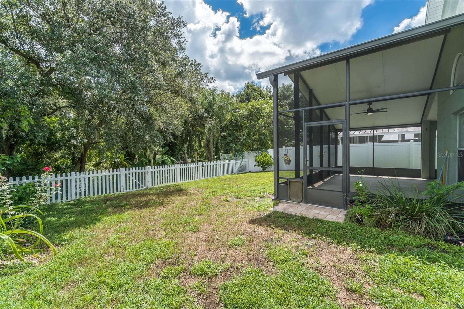 Single Family Residence at 6918 JAMESTOWN MANOR DR, RIVERVIEW, photo 6 of 37
