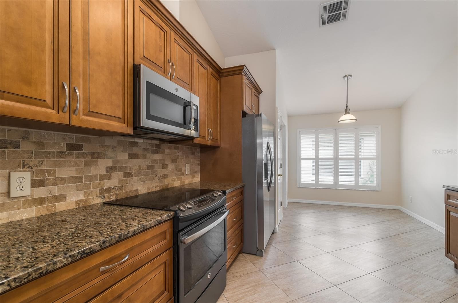 Single Family Residence at 6918 JAMESTOWN MANOR DR, RIVERVIEW, photo 21 of 37