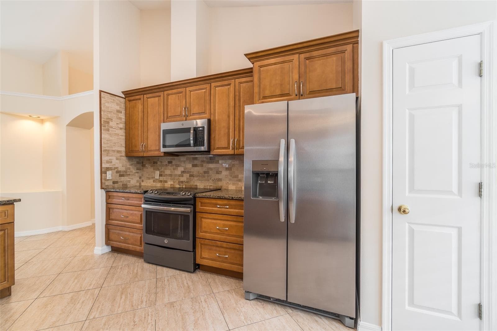 Single Family Residence at 6918 JAMESTOWN MANOR DR, RIVERVIEW, photo 24 of 37