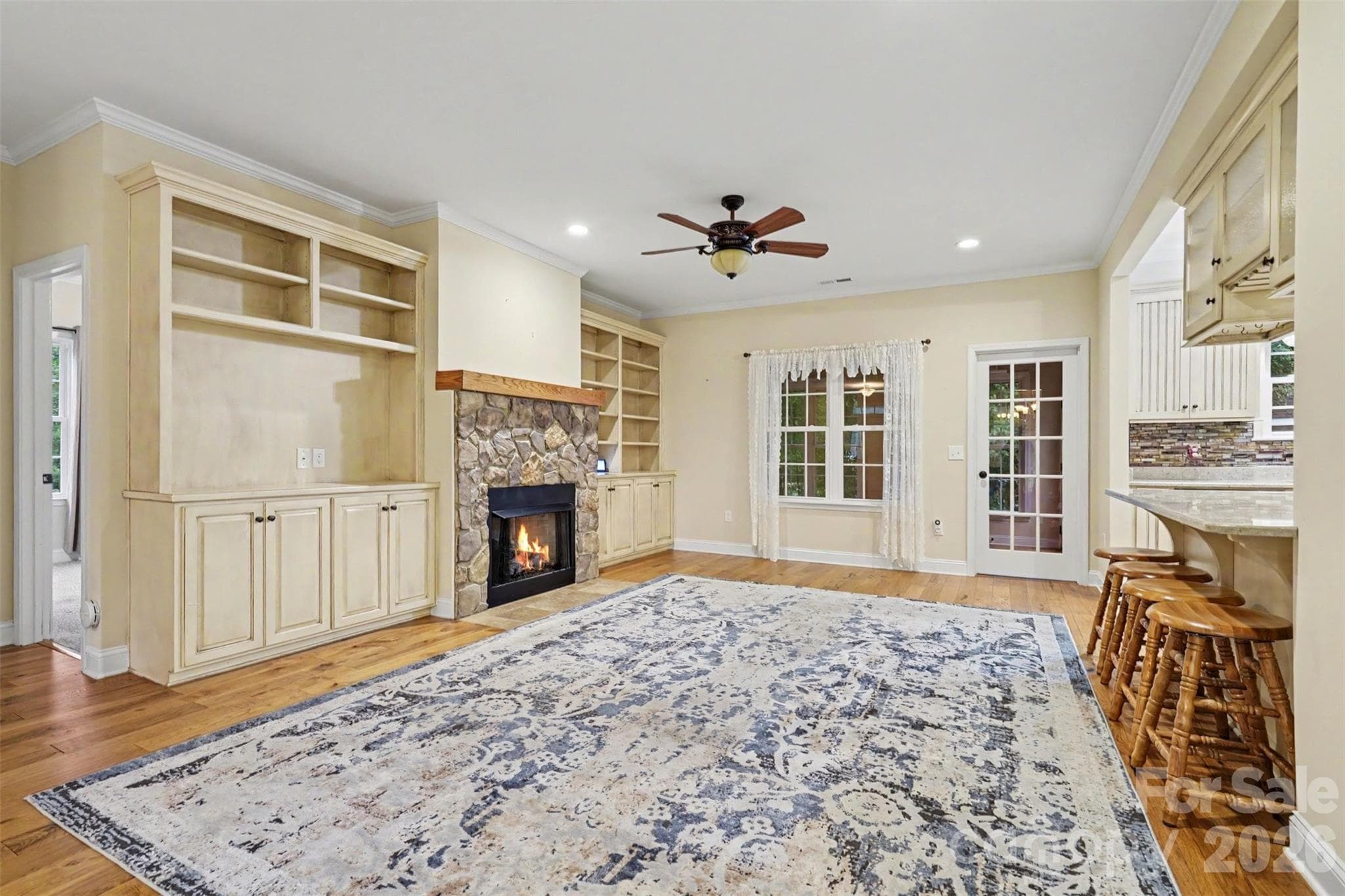 Living room with built ins on each side of gas fireplace - 5123 Beckenham Lane, Concord