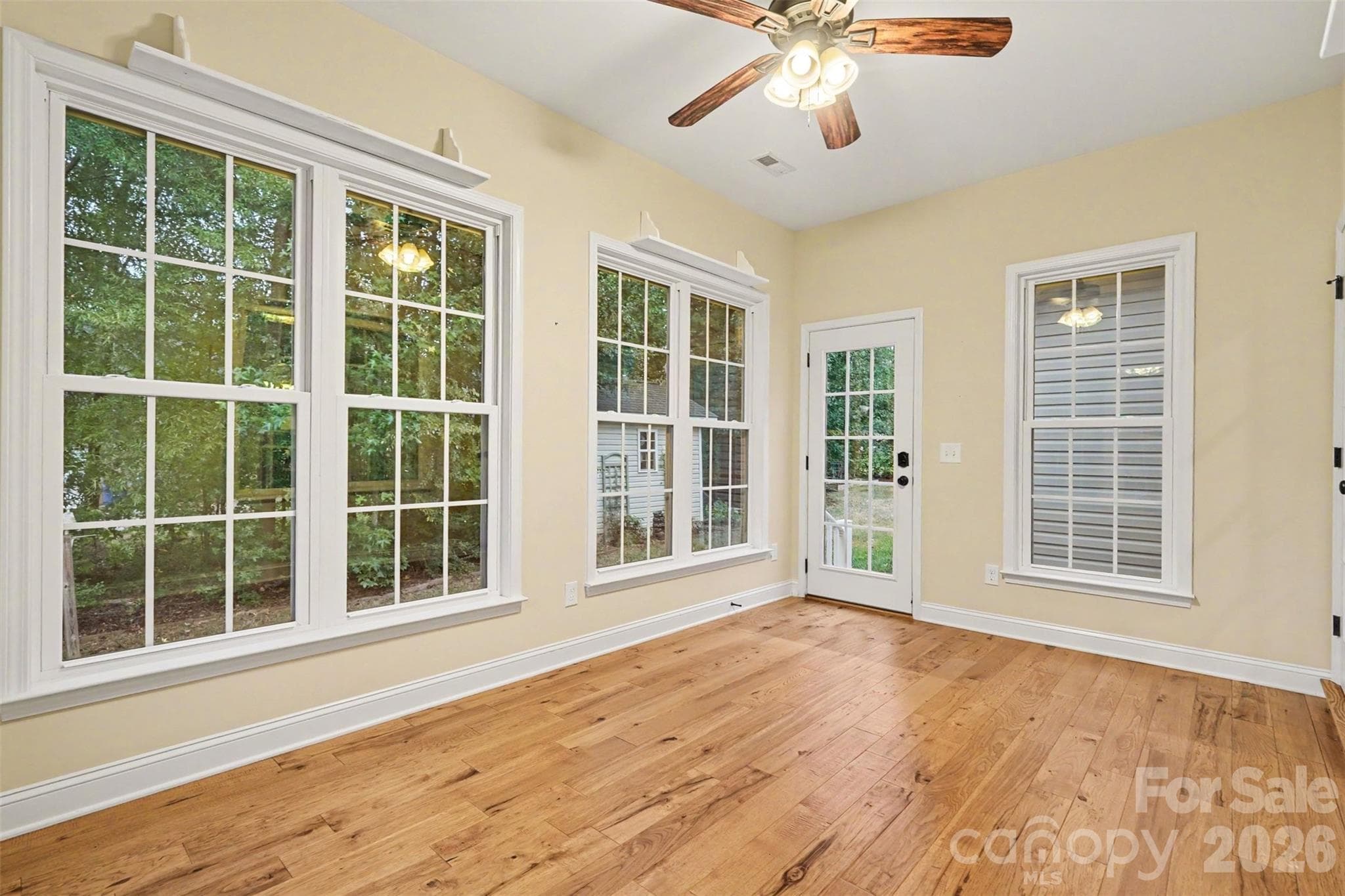 Sun room - 5123 Beckenham Lane, Concord