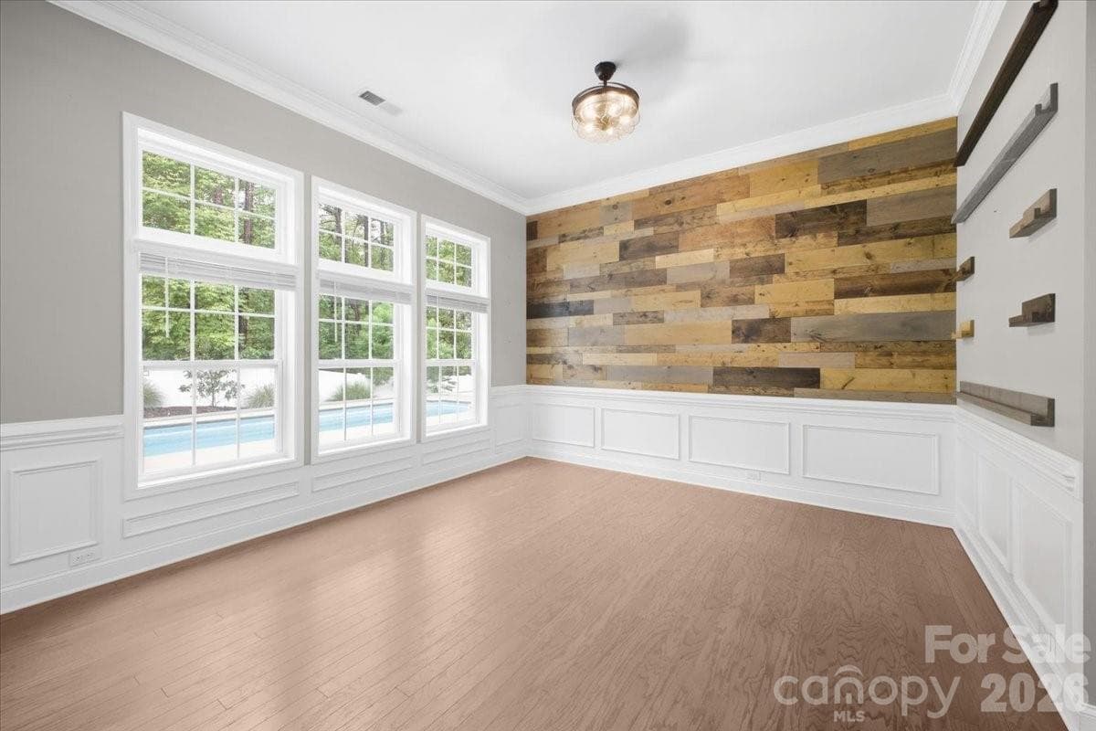 Single Family Residence at 1221 Acosta Court, Lake Wylie, photo 10 of 41