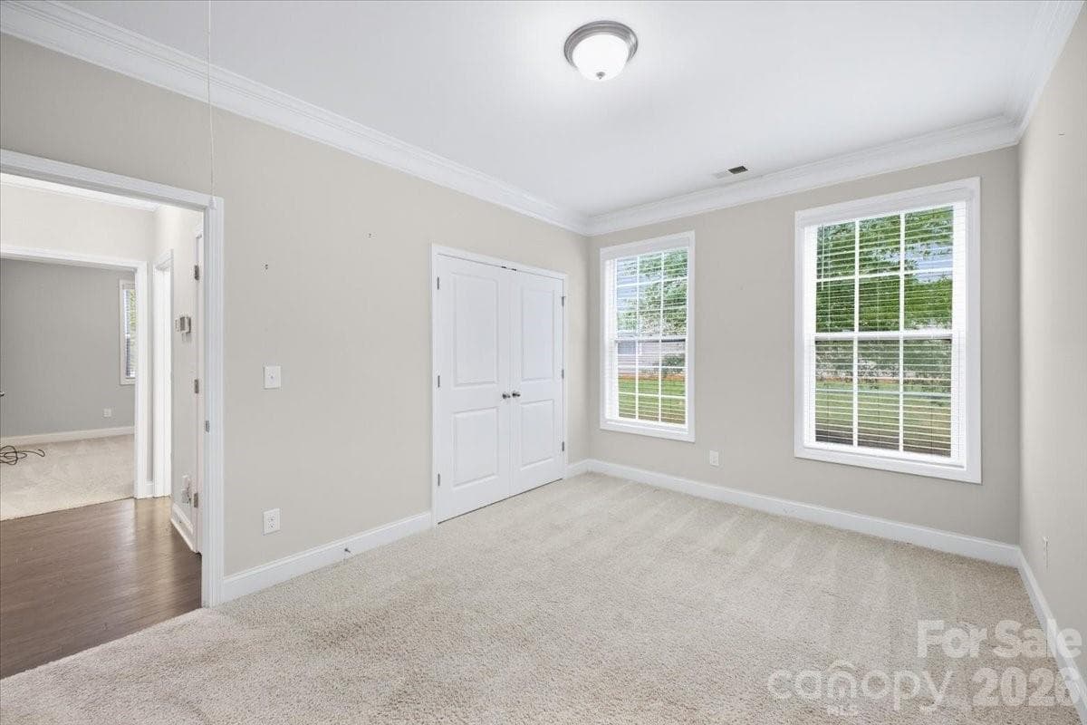 Single Family Residence at 1221 Acosta Court, Lake Wylie, photo 19 of 41