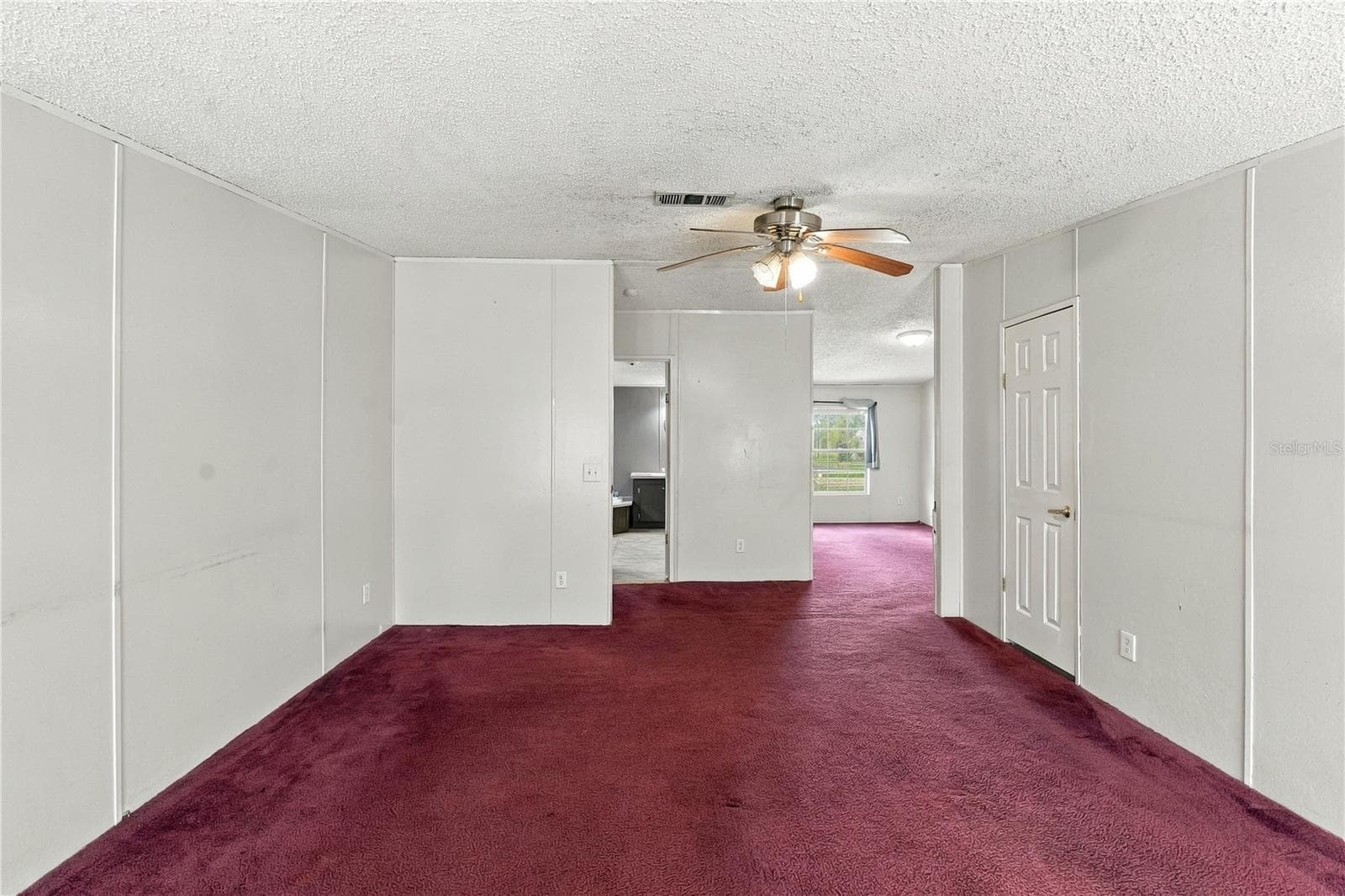 Manufactured Home at 8611 COUNTY LINE RD, LITHIA, photo 15 of 34