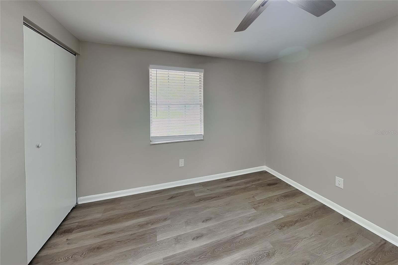 Single Family Residence at VALRICO, photo 11 of 16