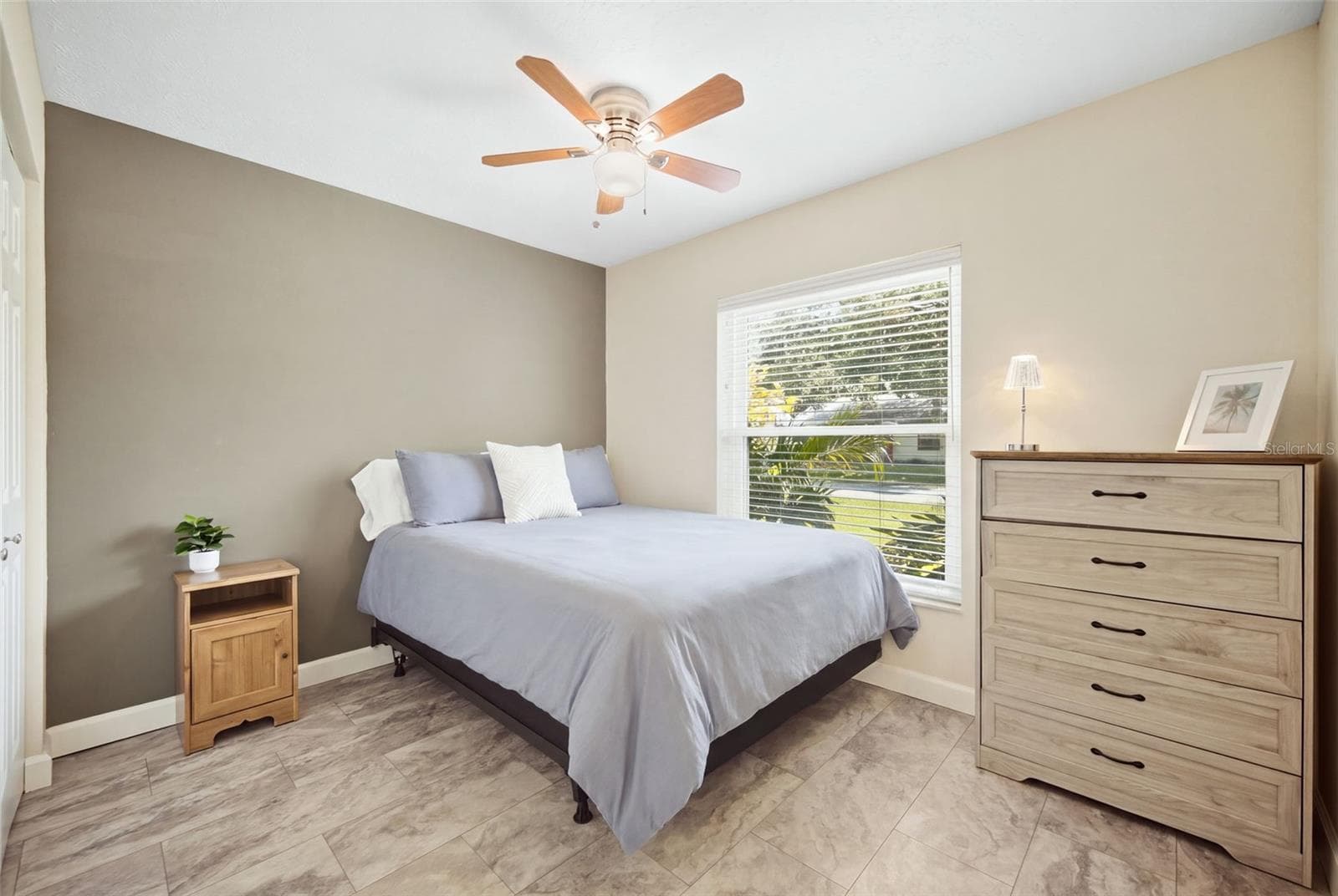 Single Family Residence at 6809 S SHERIDAN RD, TAMPA, photo 24 of 39