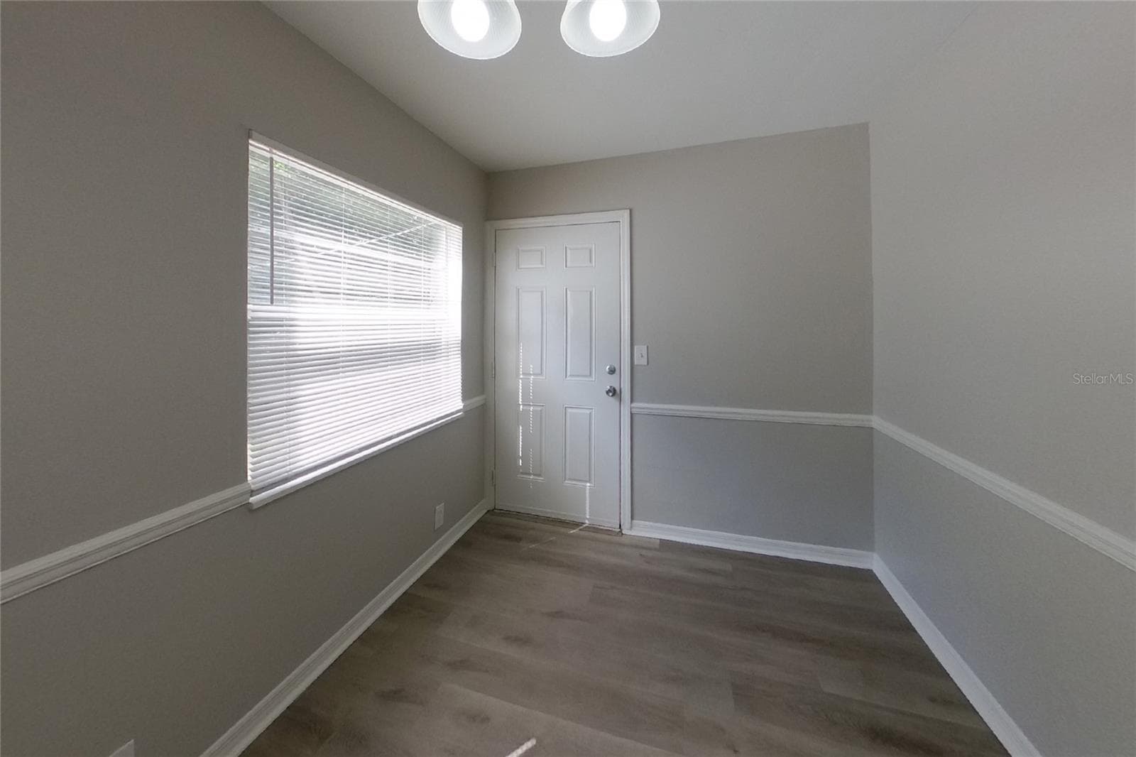 Single Family Residence at ST PETERSBURG, photo 4 of 16