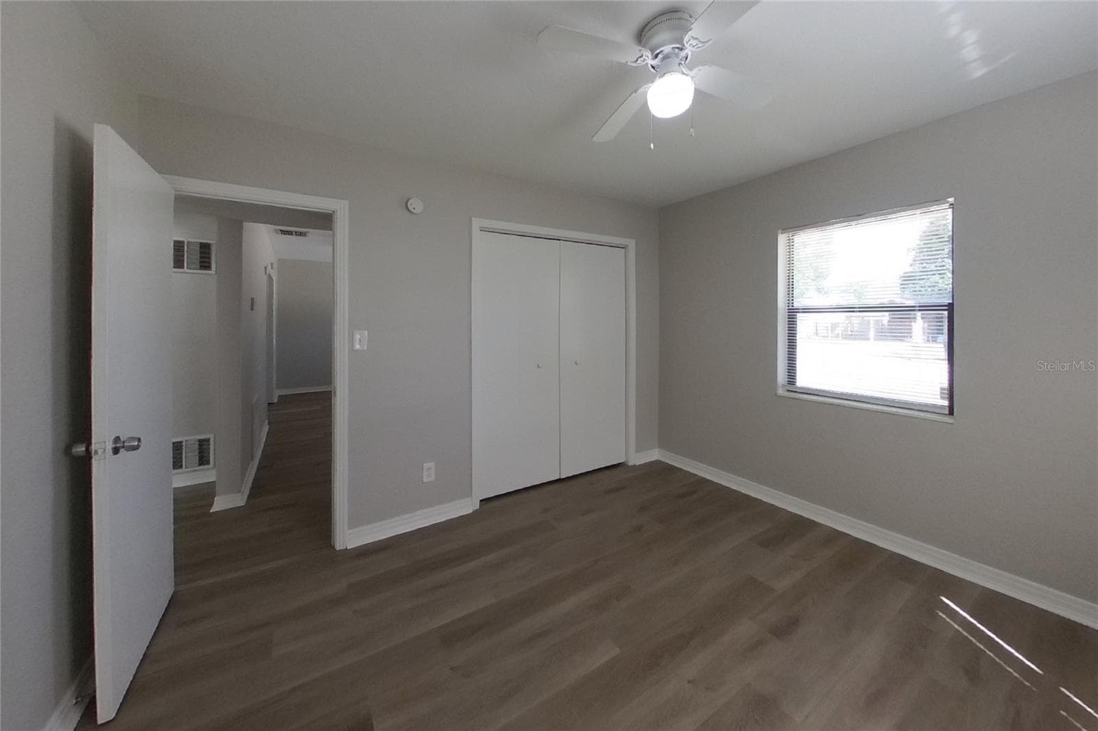 Single Family Residence at ST PETERSBURG, photo 10 of 16