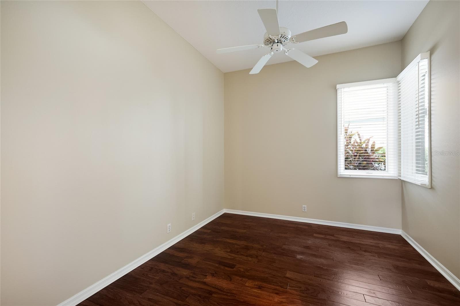 Private Den with solid pocket door - 8728 52ND DR E, BRADENTON