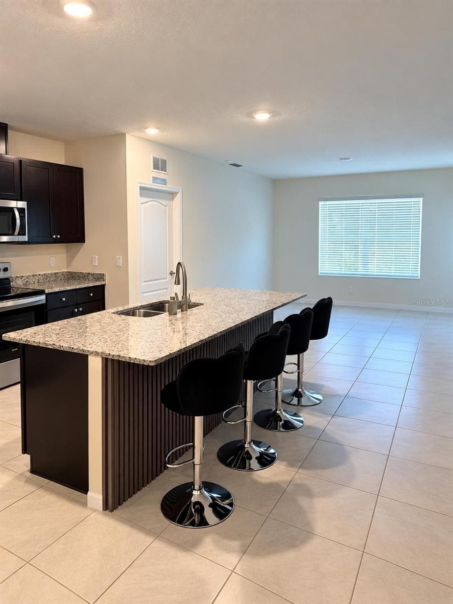 Single Family Residence at 1055 GRIFFON AVE, LAKE ALFRED, photo 9 of 33