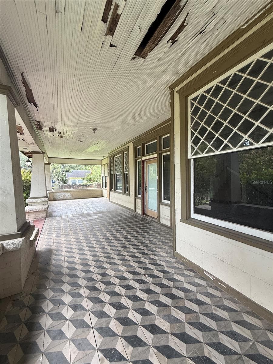 Single Family Residence at 7232 SMYRNA ST, JACKSONVILLE, photo 6 of 53