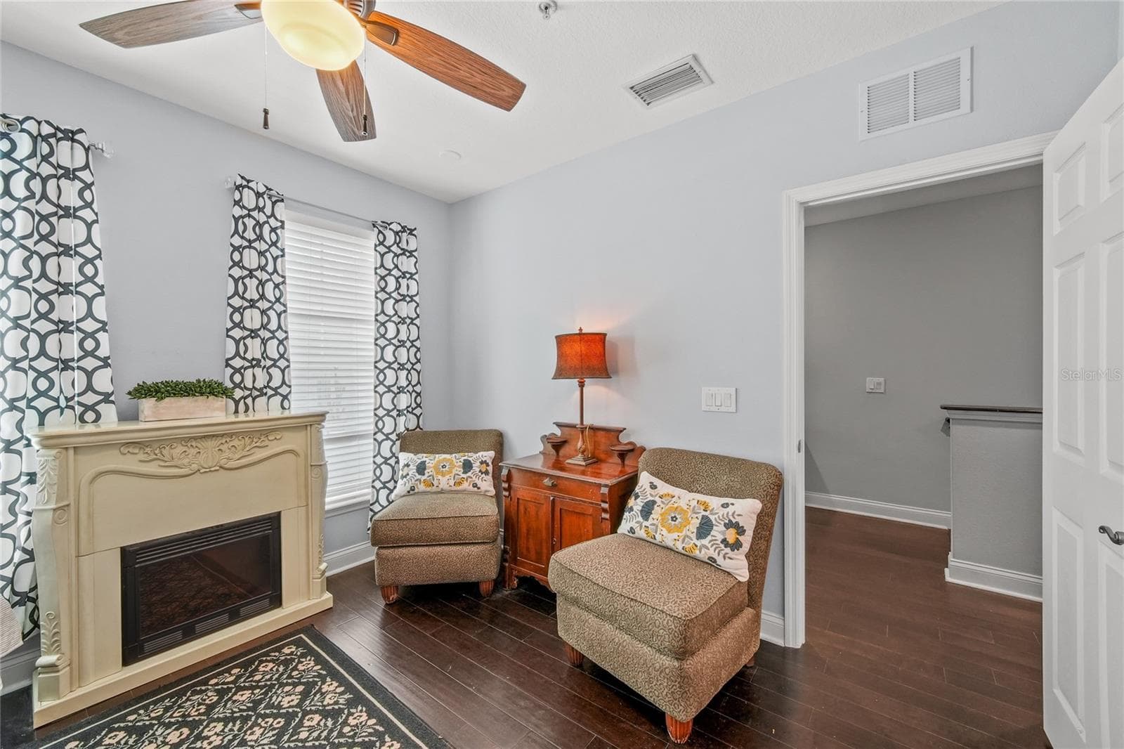 Townhouse at 4625 LEGACY PARK DR, TAMPA, photo 28 of 47