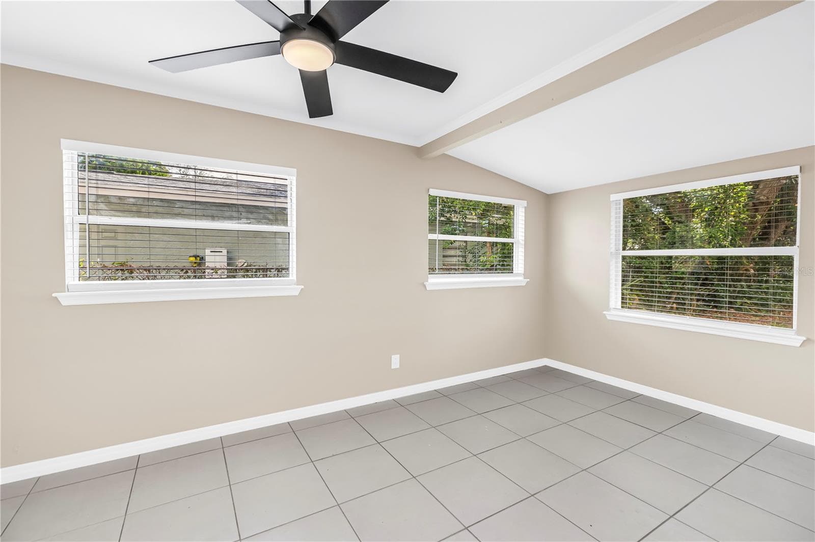 Single Family Residence at 8044 25TH AVE N, ST PETERSBURG, photo 11 of 33