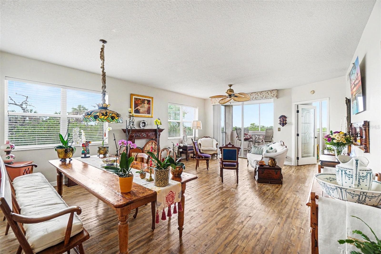 Open main floorplan, surrounded by windows of sanctuary - 2625 TERRA CEIA BAY BLVD #201, PALMETTO