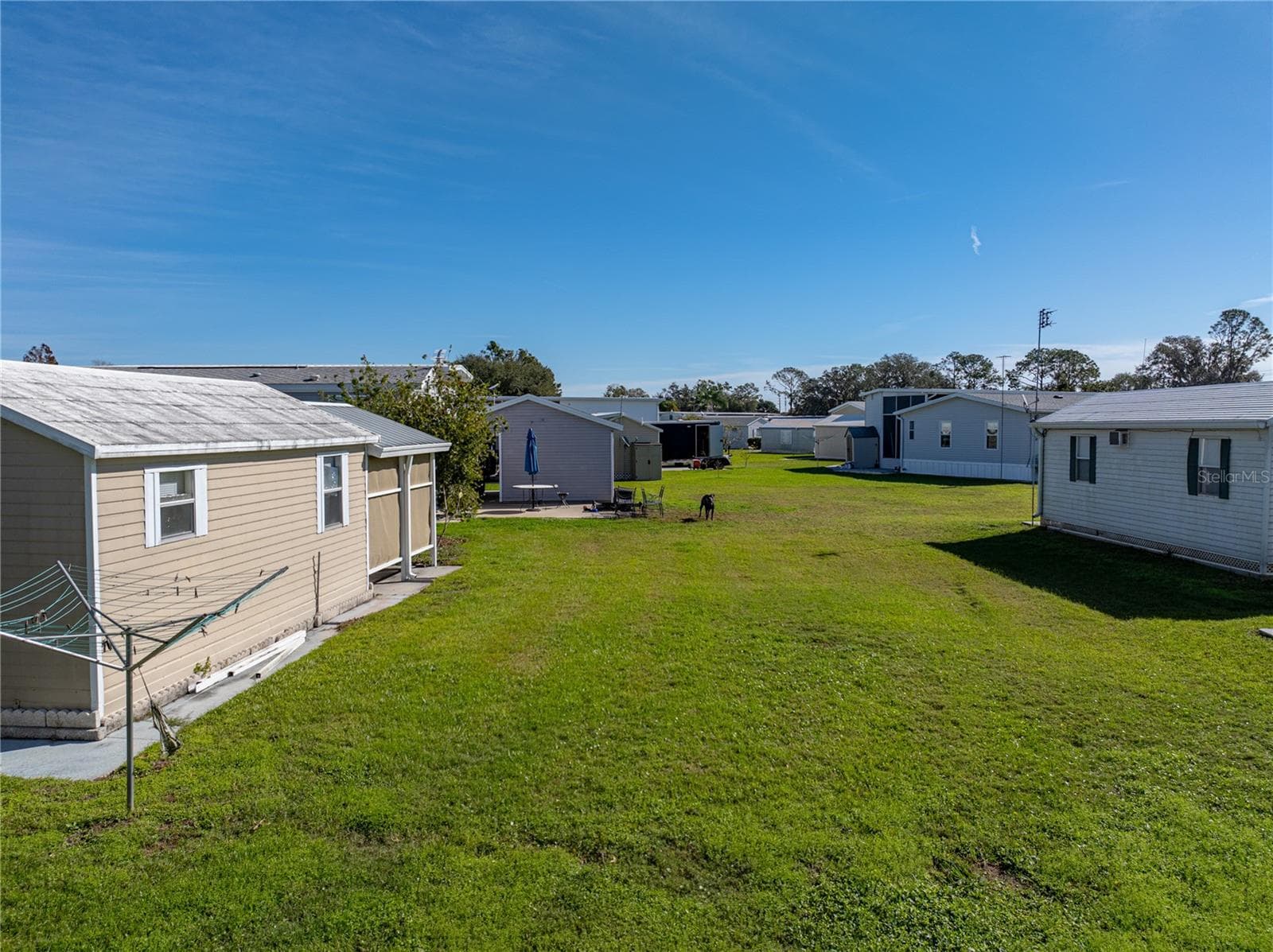Manufactured Home at 5049 SHORE LINE DR, POLK CITY, photo 21 of 32