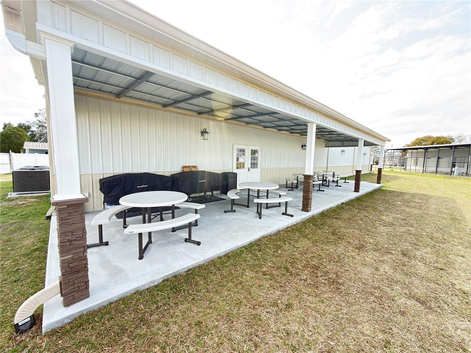 Manufactured Home at 5049 SHORE LINE DR, POLK CITY, photo 28 of 32