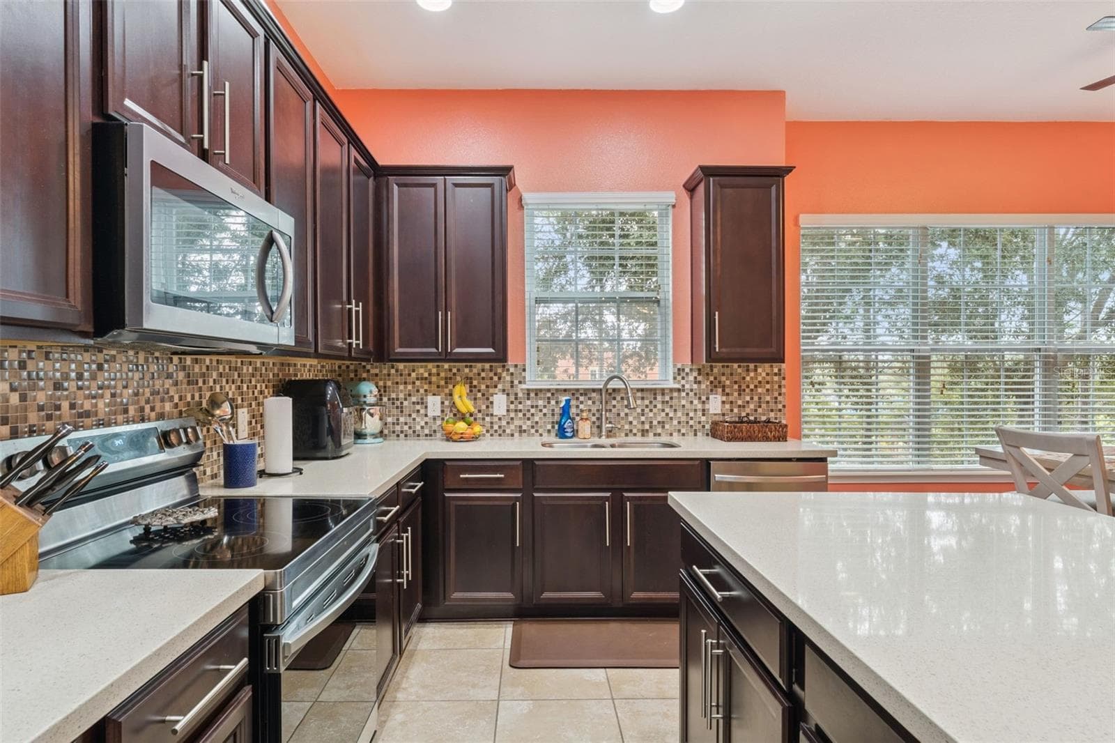Townhouse at 1048 PARMA CIR, LAKE MARY, photo 13 of 51