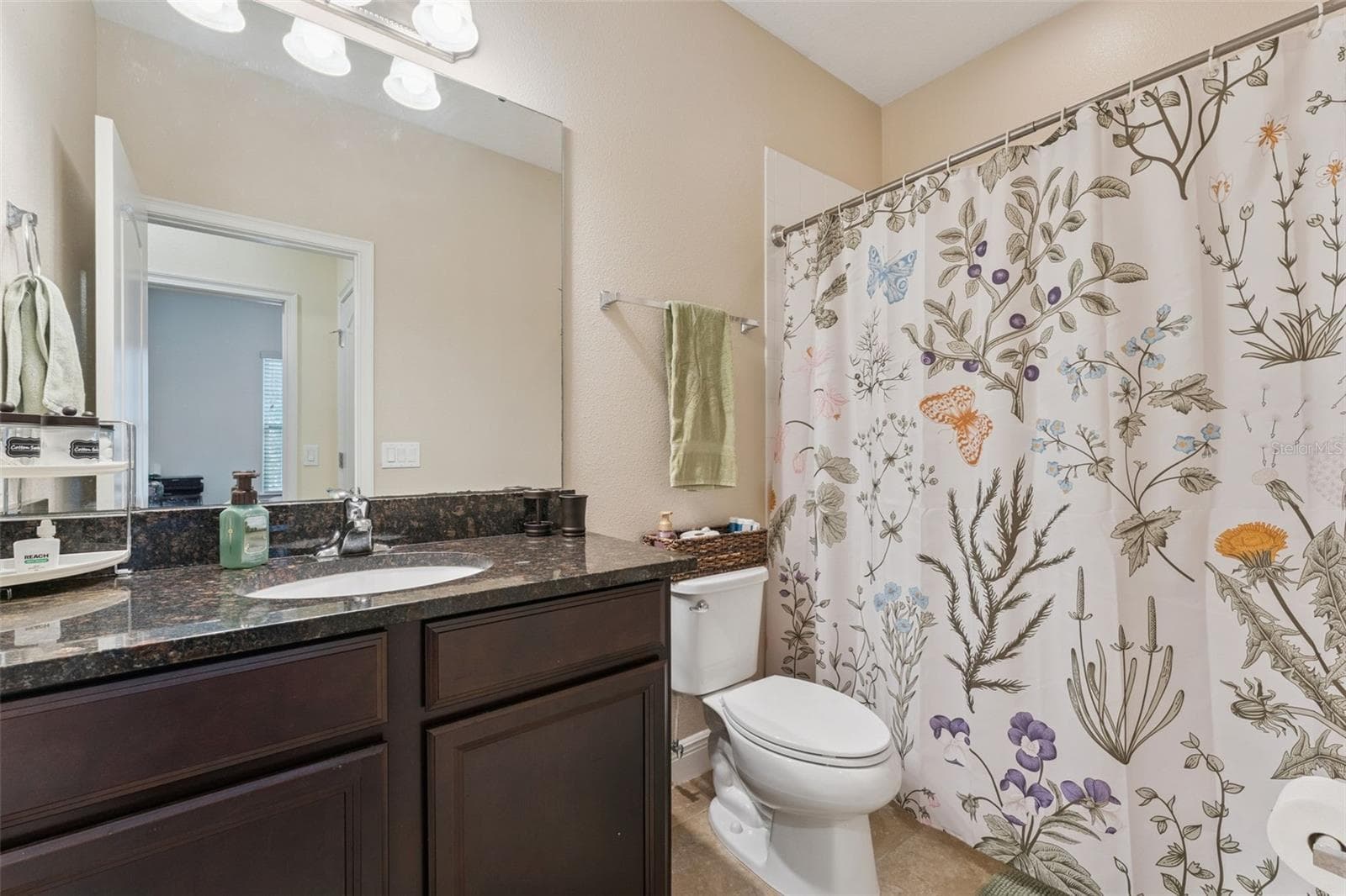 Level 3 guest bath - 1048 PARMA CIR, LAKE MARY