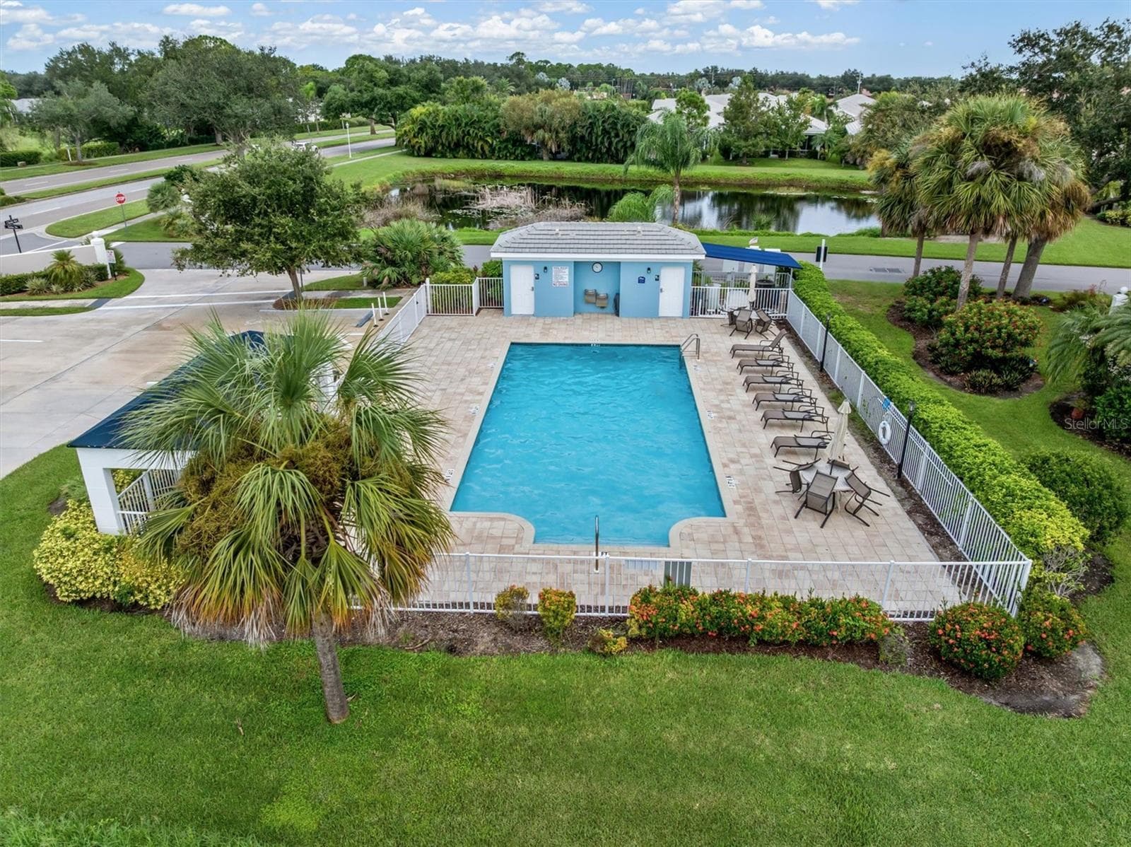 Pool - 786 TARTAN DR, VENICE