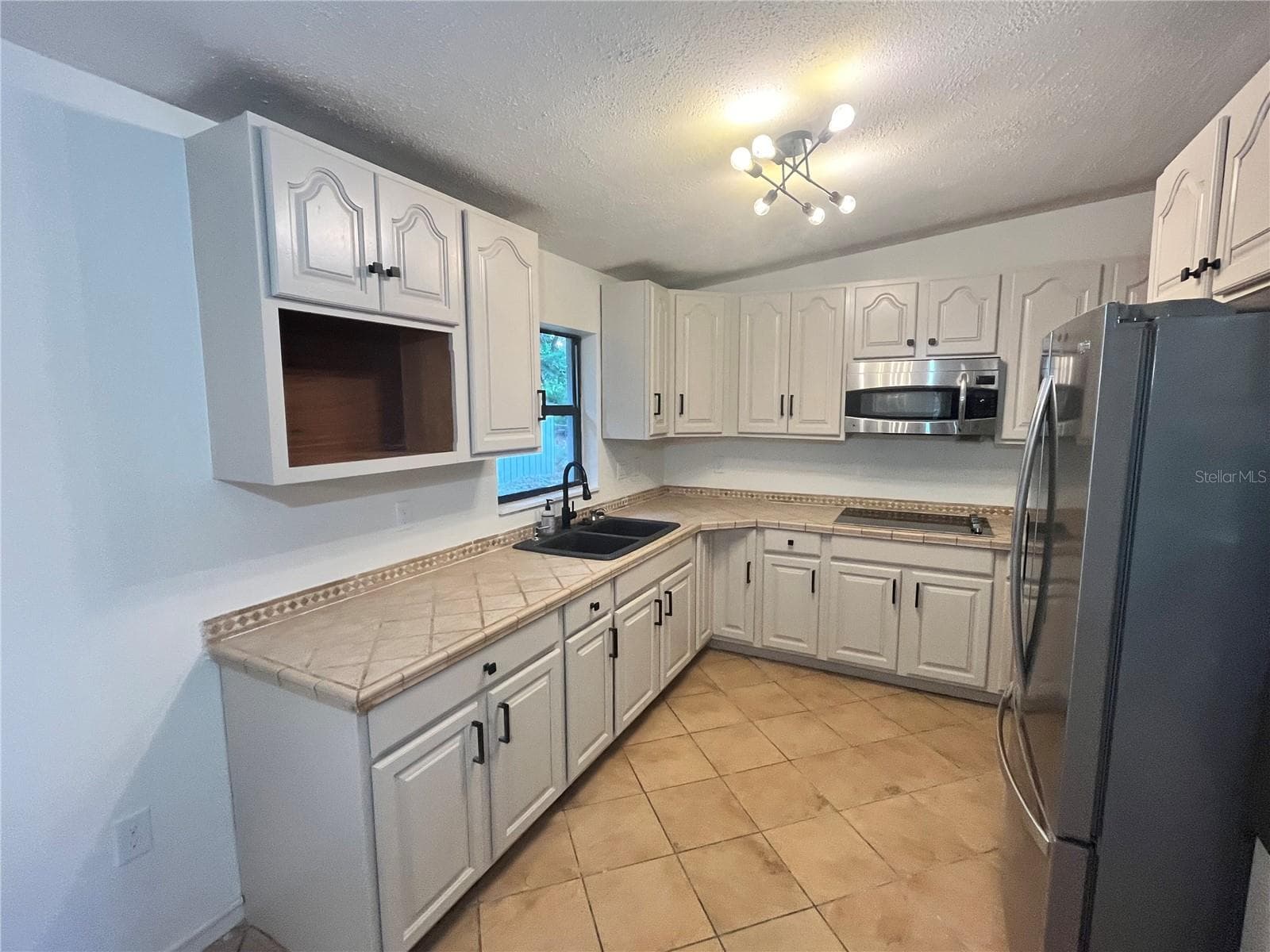 Single Family Residence at 6610 BYWOOD DR, ORLANDO, photo 4 of 15