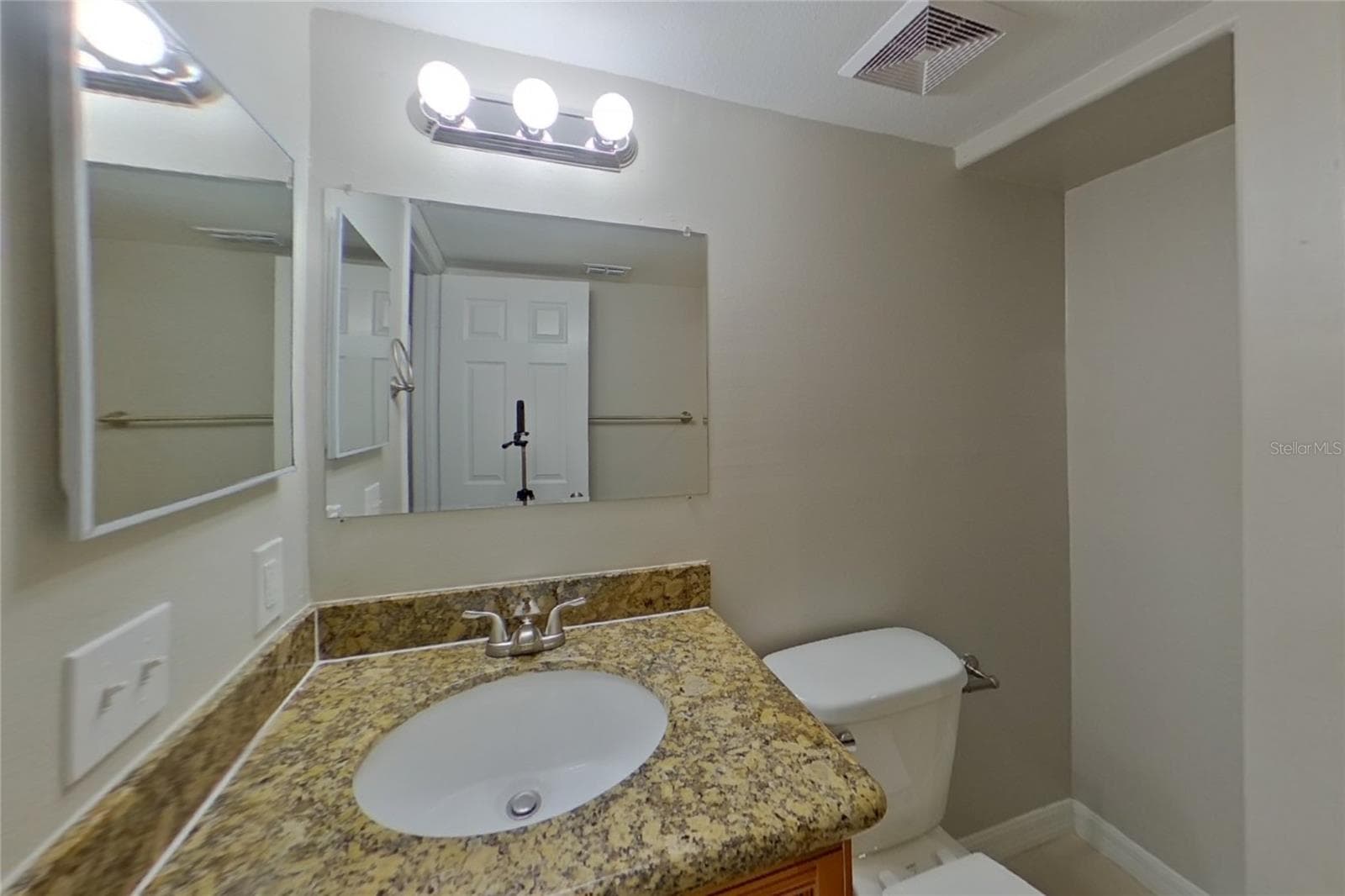 Single Family Residence at TAMPA, photo 13 of 17