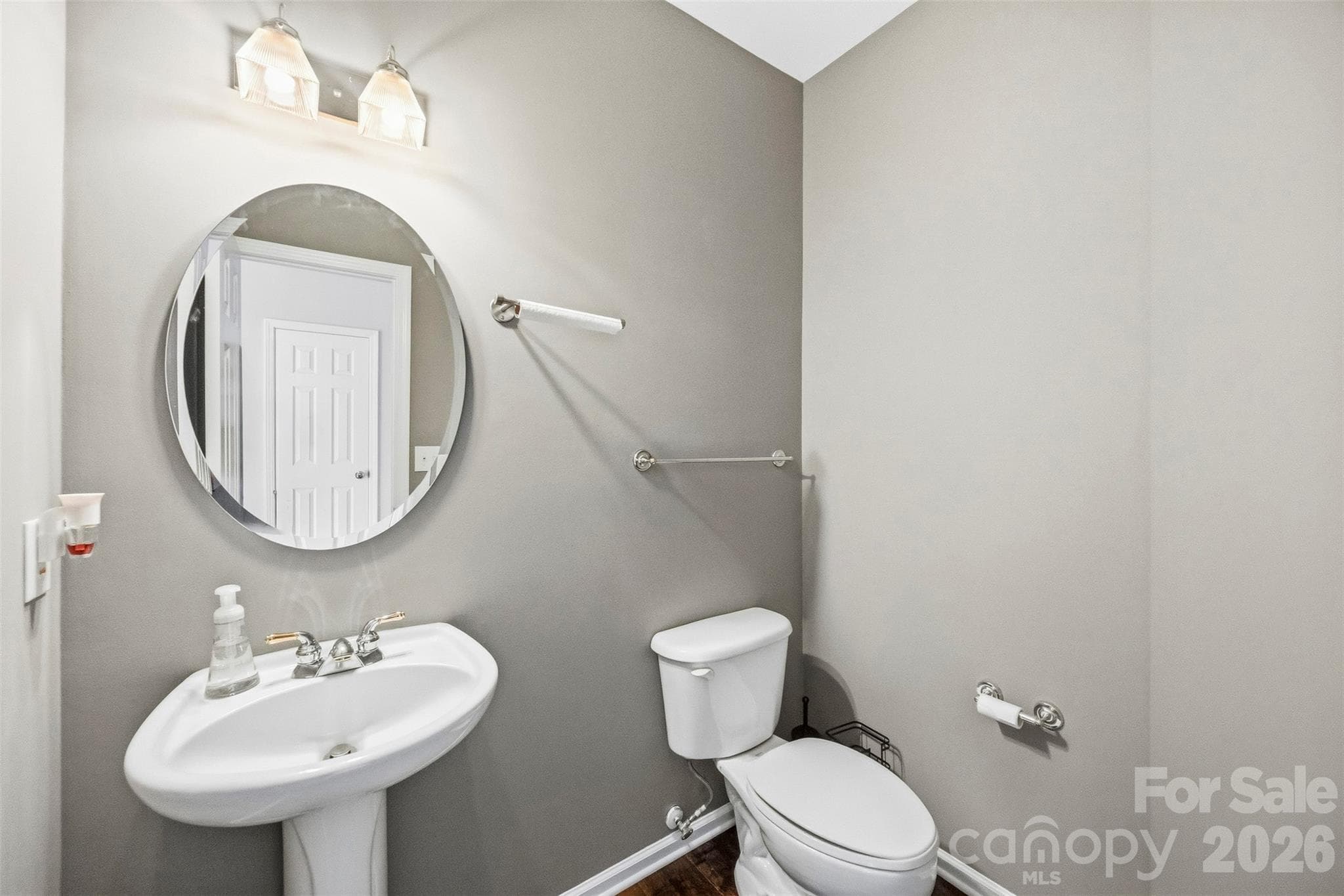 Main level half bathroom - 1909 Oroville Court, Charlotte