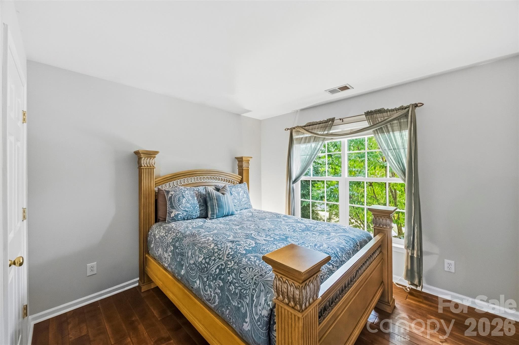 Secondary bedroom 1 - 1909 Oroville Court, Charlotte