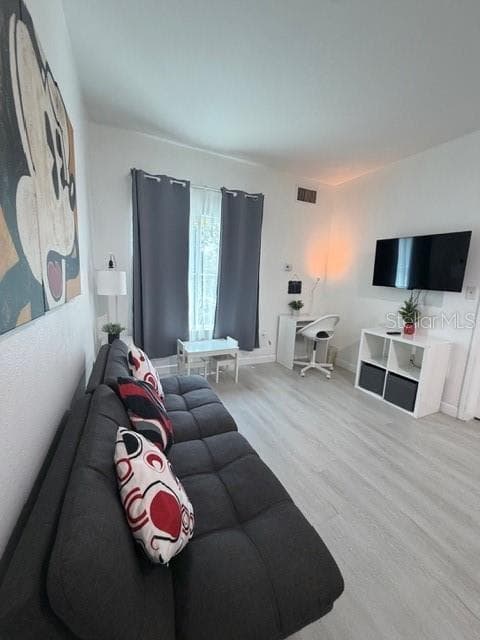 Condo - Hotel at 8303 PALM PKWY #318, ORLANDO, photo 19 of 33