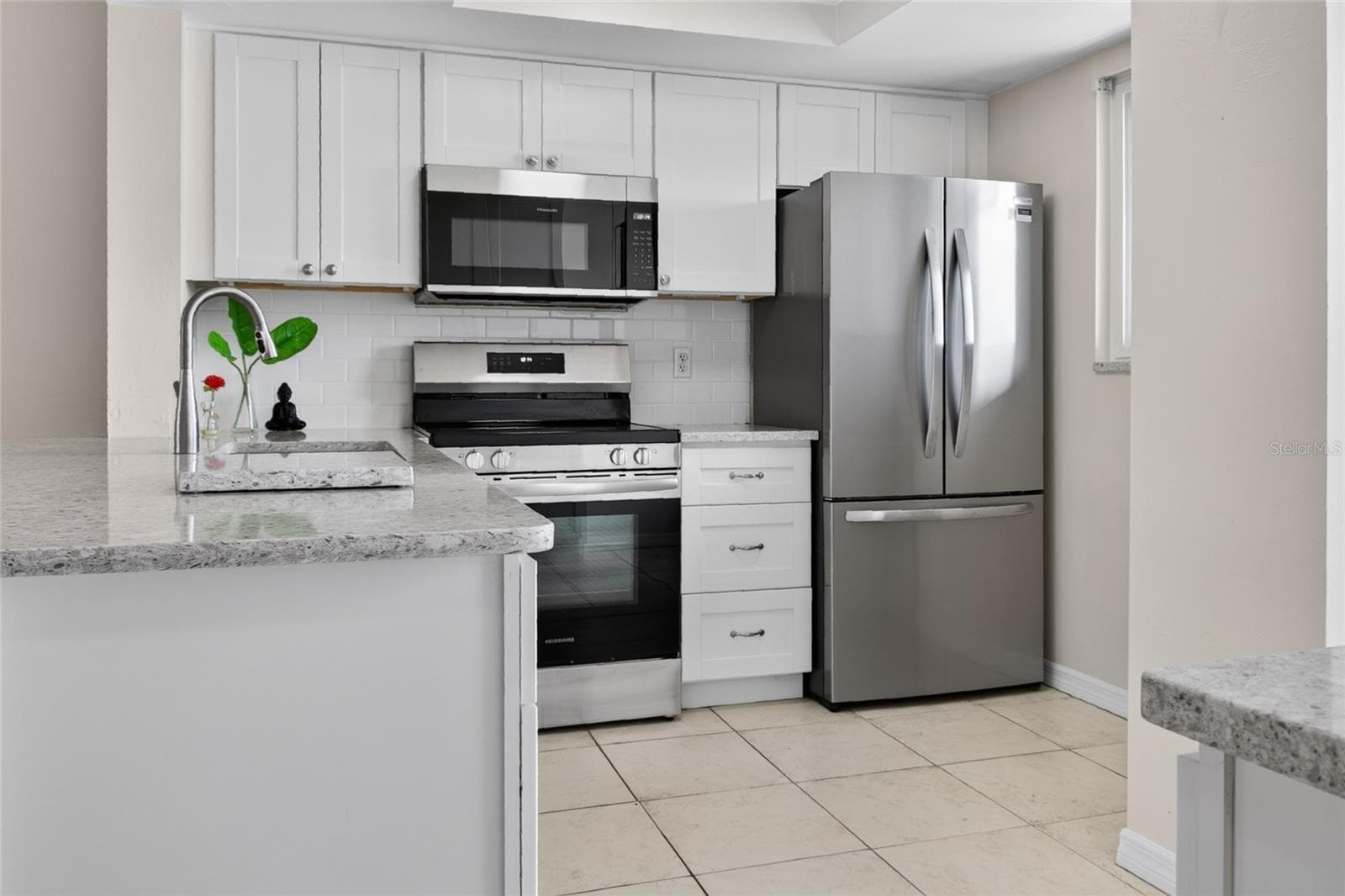 Condominium at 25275 RAMPART BLVD #1607, PUNTA GORDA, photo 9 of 33