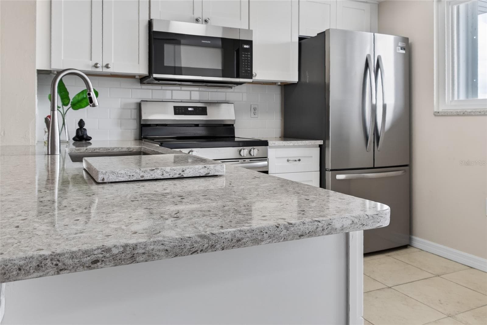 Condominium at 25275 RAMPART BLVD #1607, PUNTA GORDA, photo 10 of 33